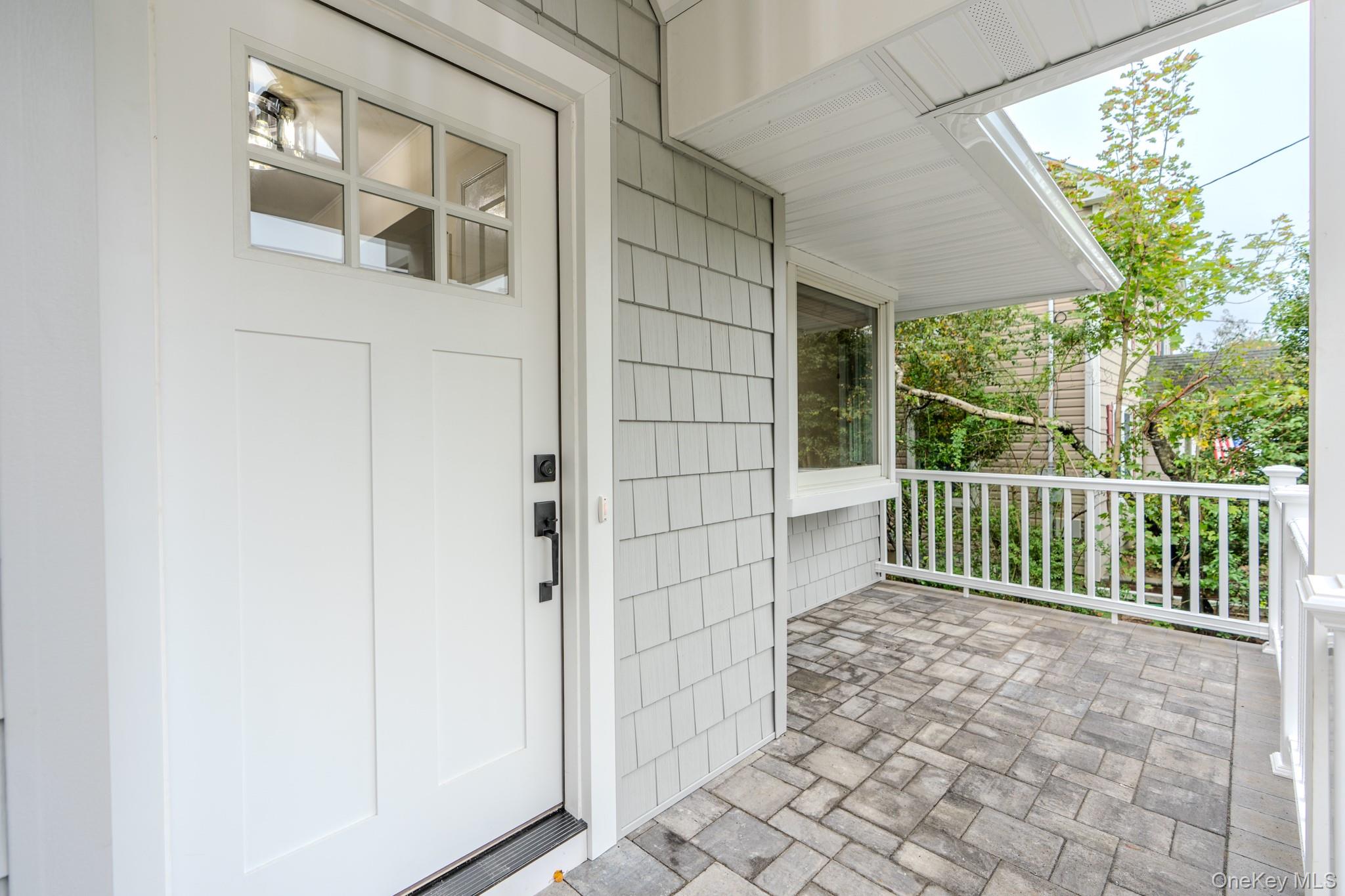 2469 Fortesque Avenue – For Sale photo 2
