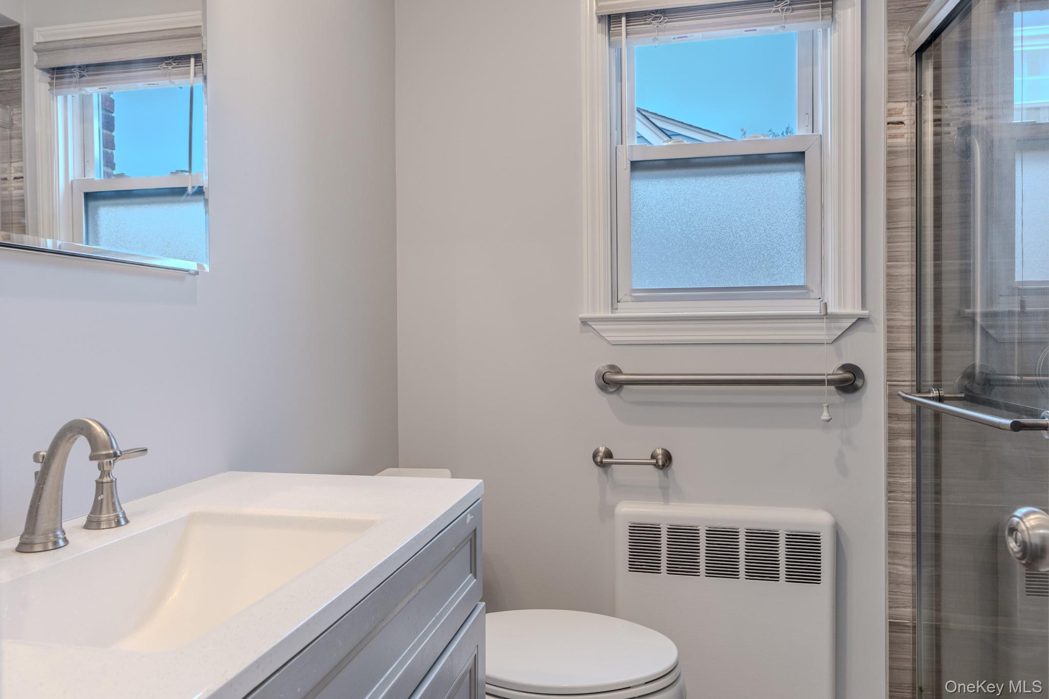 2469 Fortesque Avenue – For Sale photo 12