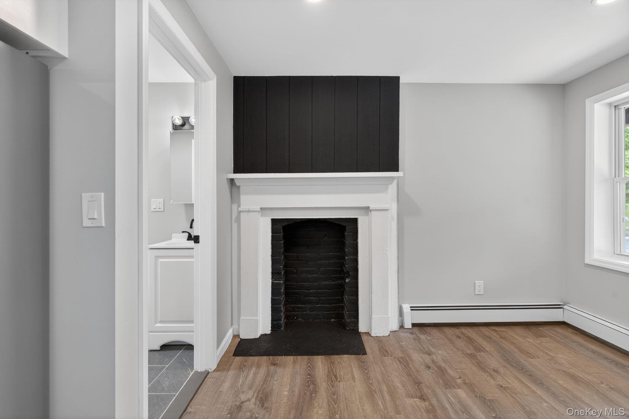 152 N Clinton Street, Unit 1 photo 6