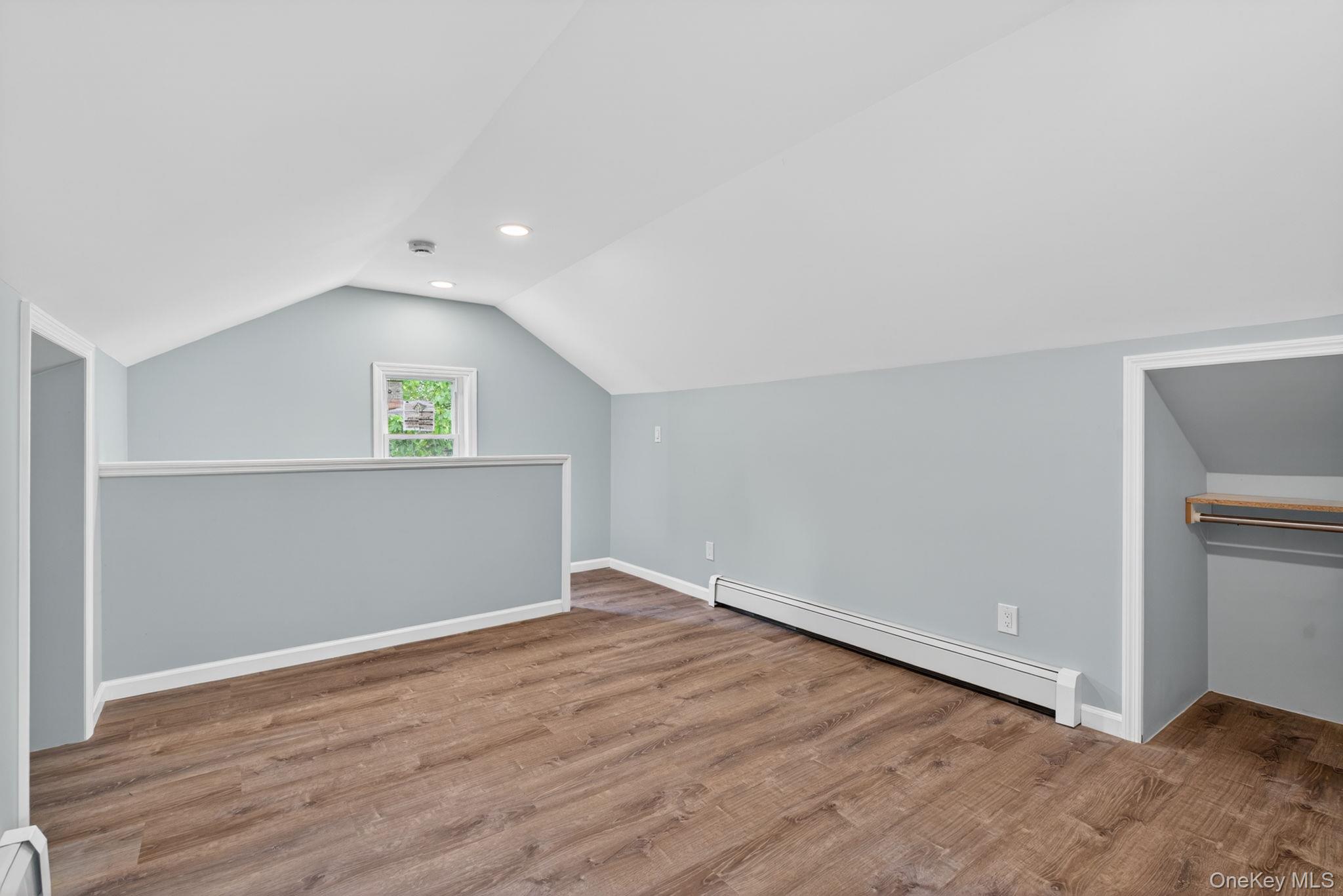 152 N Clinton Street, Unit 1 photo 11