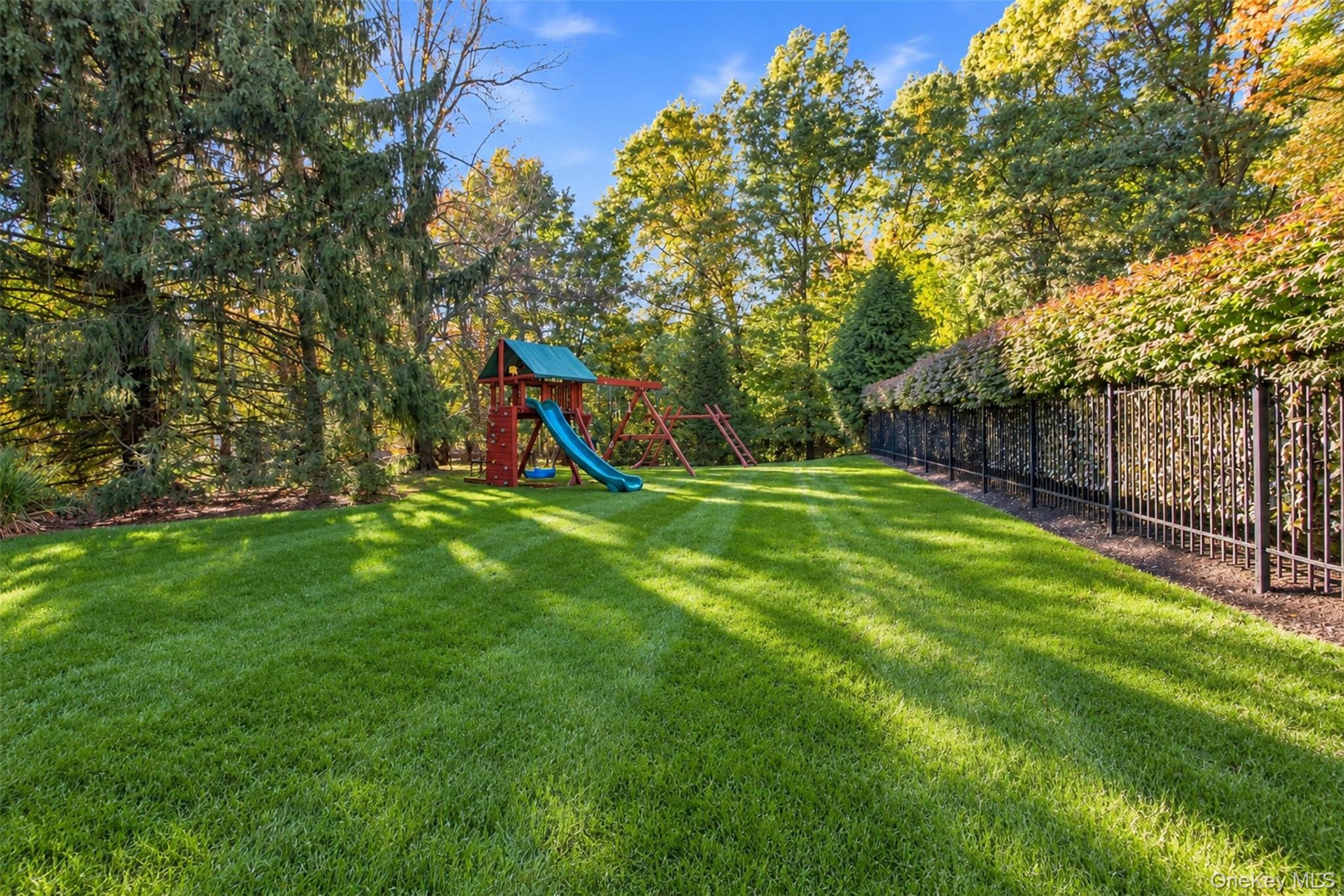 10 Wilson Court – For Sale photo 38