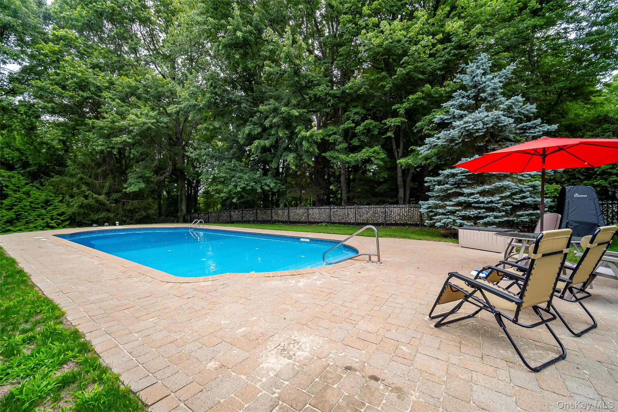10 Wilson Court – For Sale photo 2