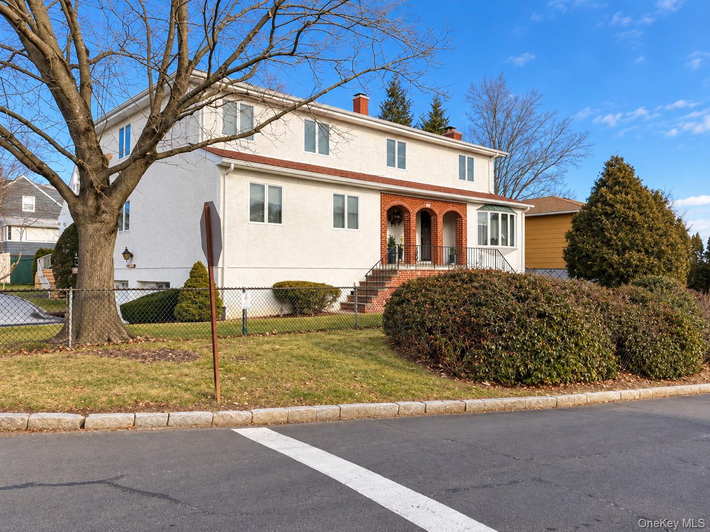 231 Park Avenue – For Rent