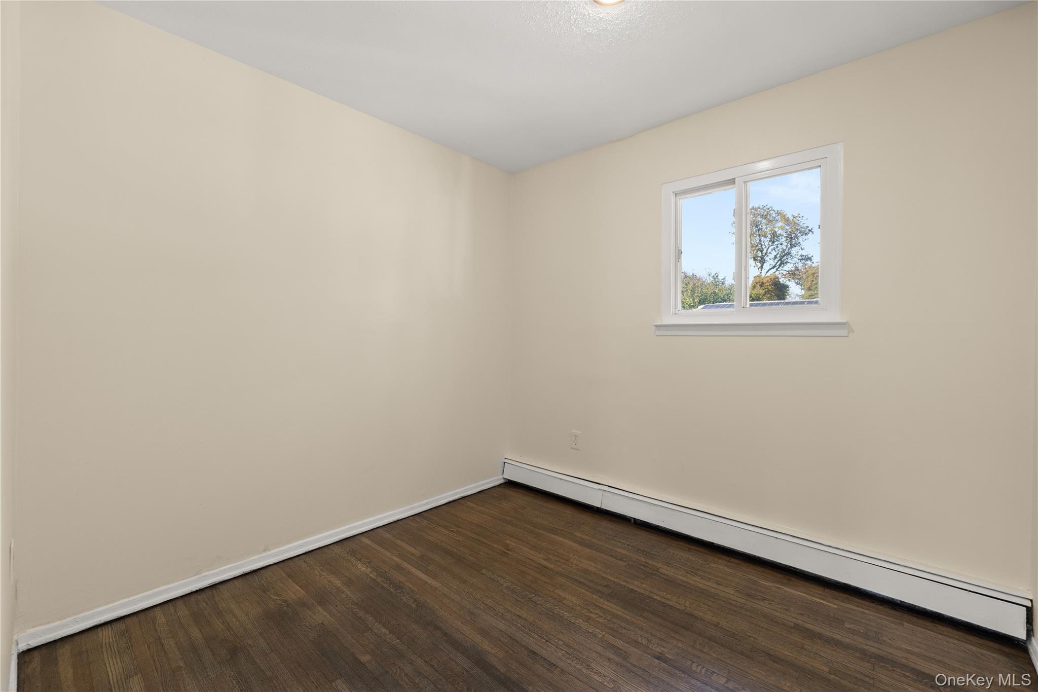 537 Lakeway Drive – For Sale photo 9