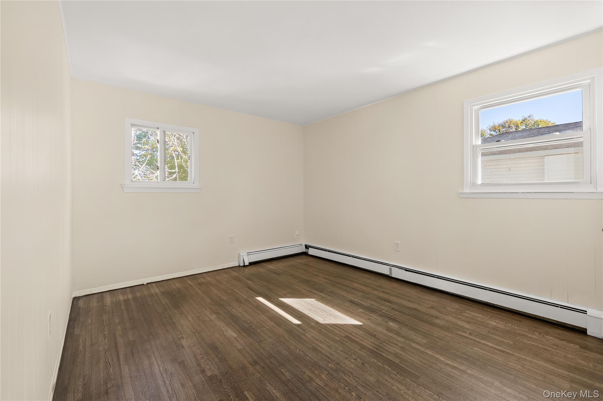 537 Lakeway Drive – For Sale photo 6