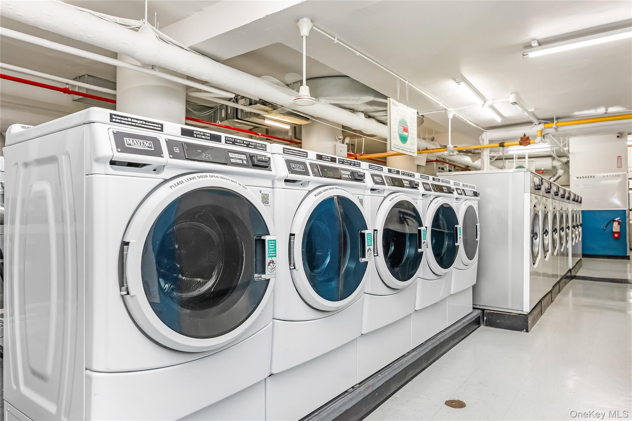 70-25 Yellowstone Boulevard, Unit 8Z photo 15