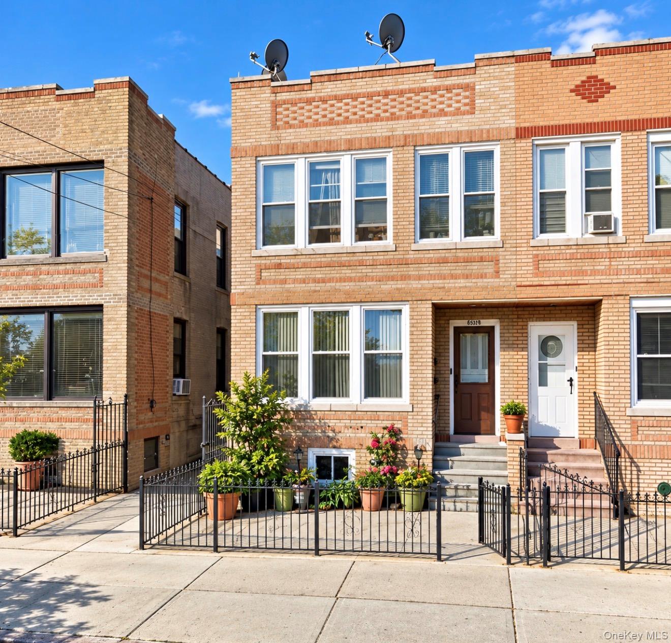 6074 Fresh Pond Road – For Sale