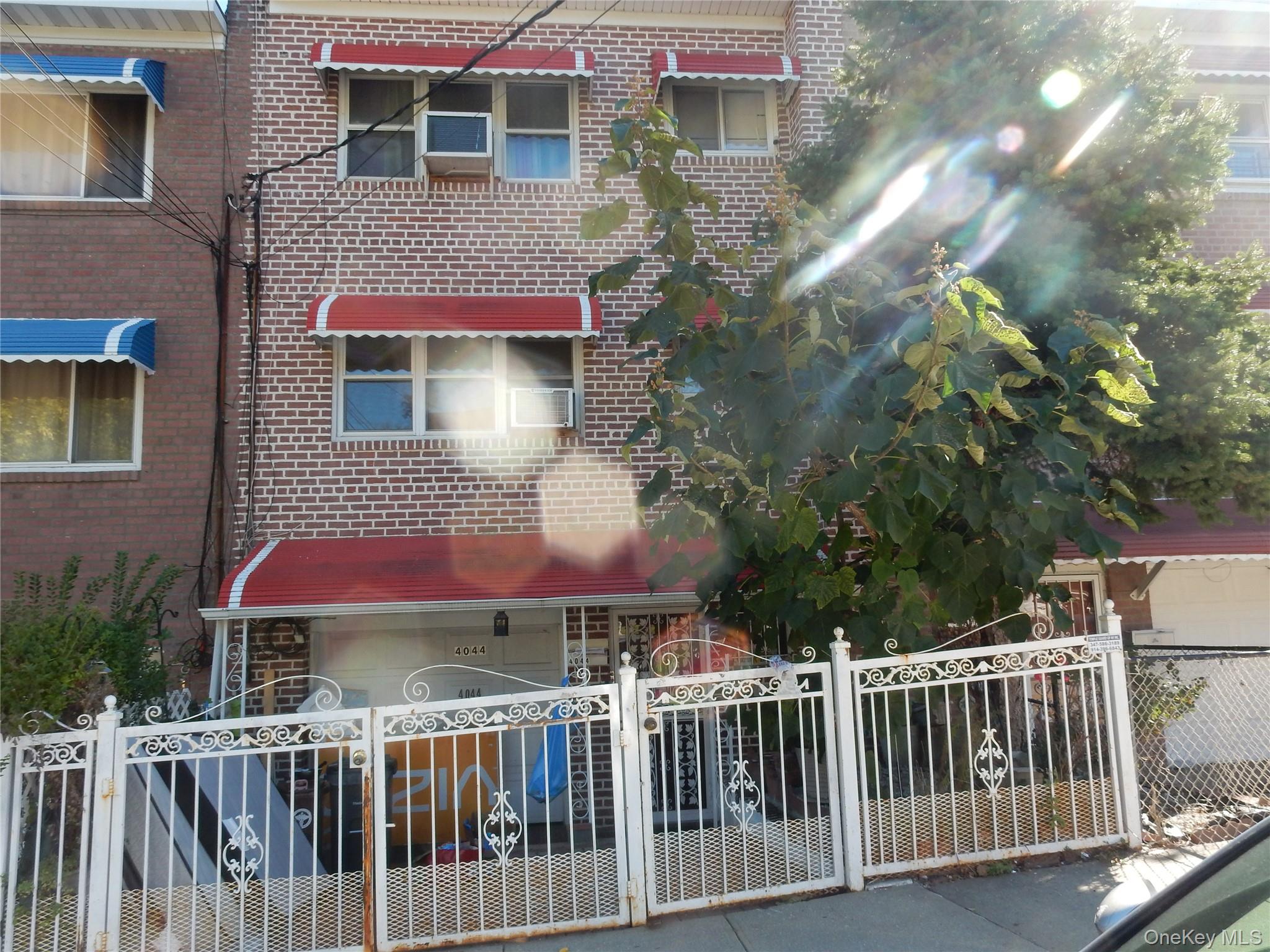 4044 Harper Avenue – For Rent