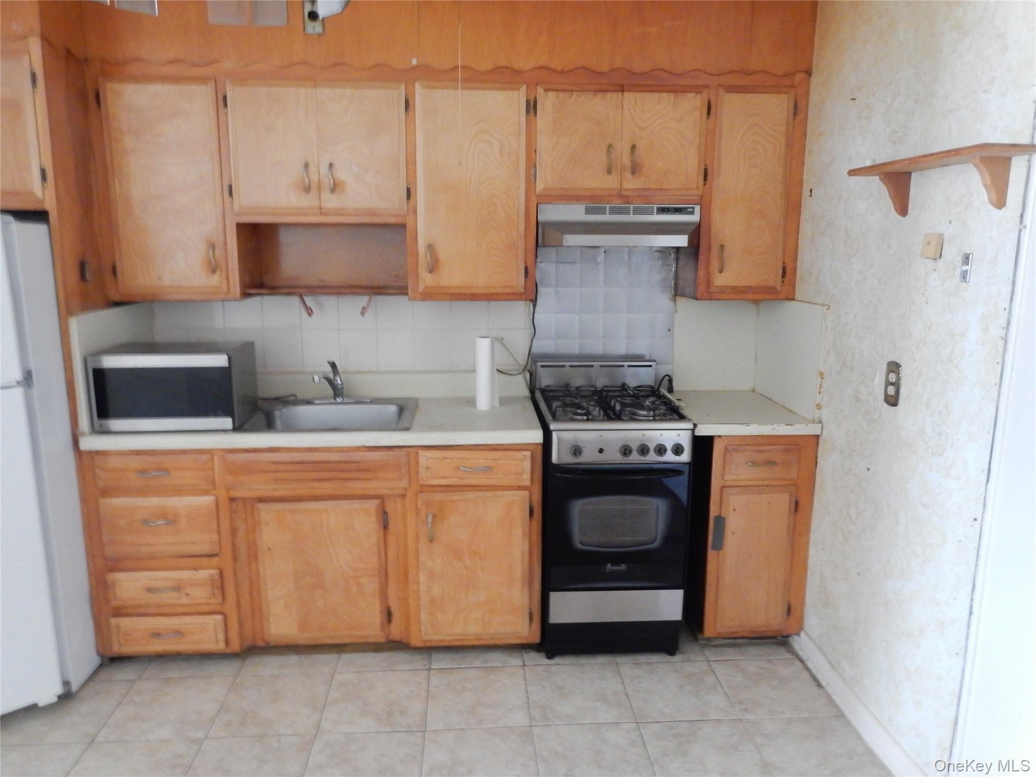 4044 Harper Avenue – For Rent photo 3