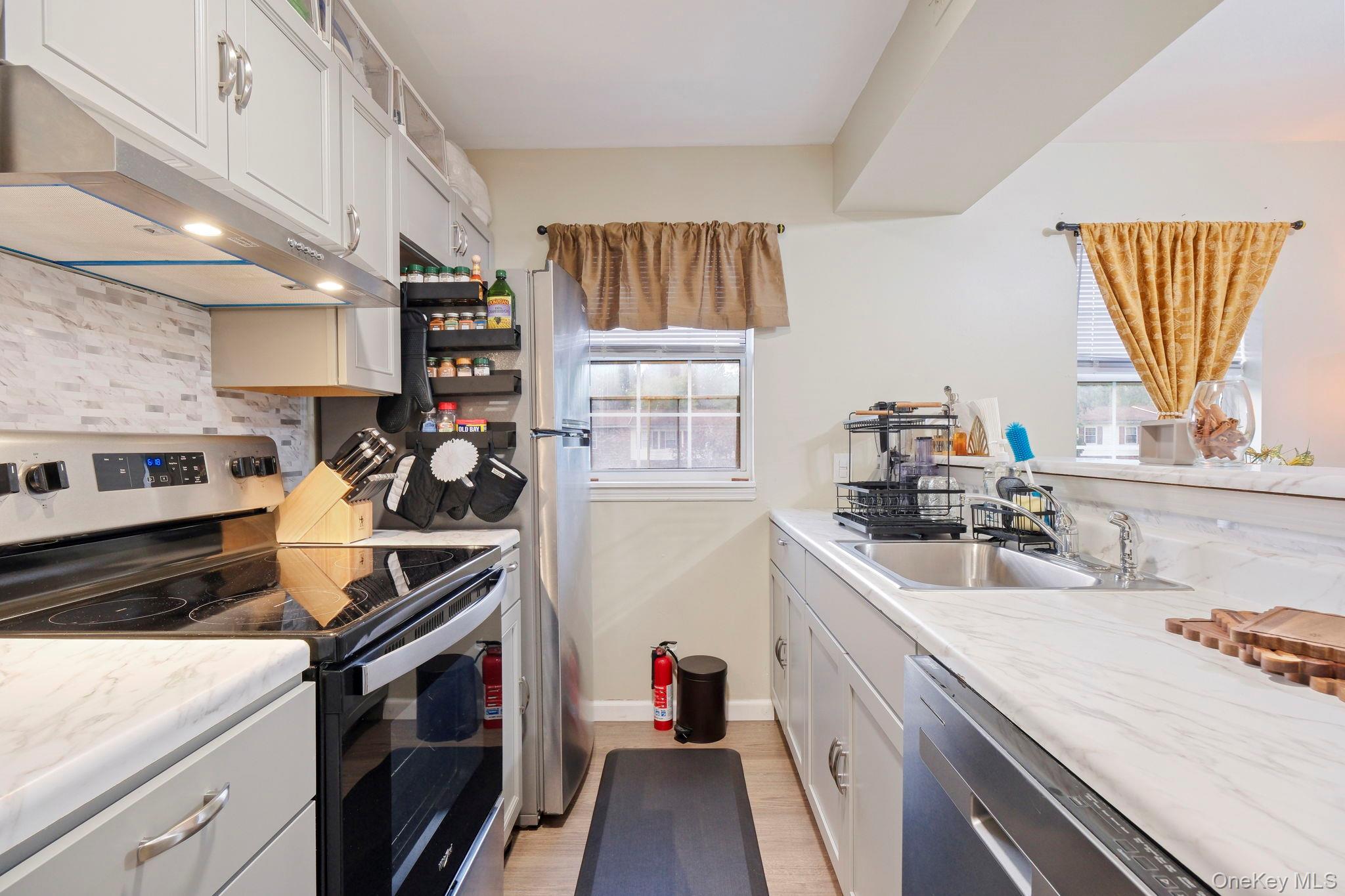 276 Temple Hill Road, Unit 1519 photo 9