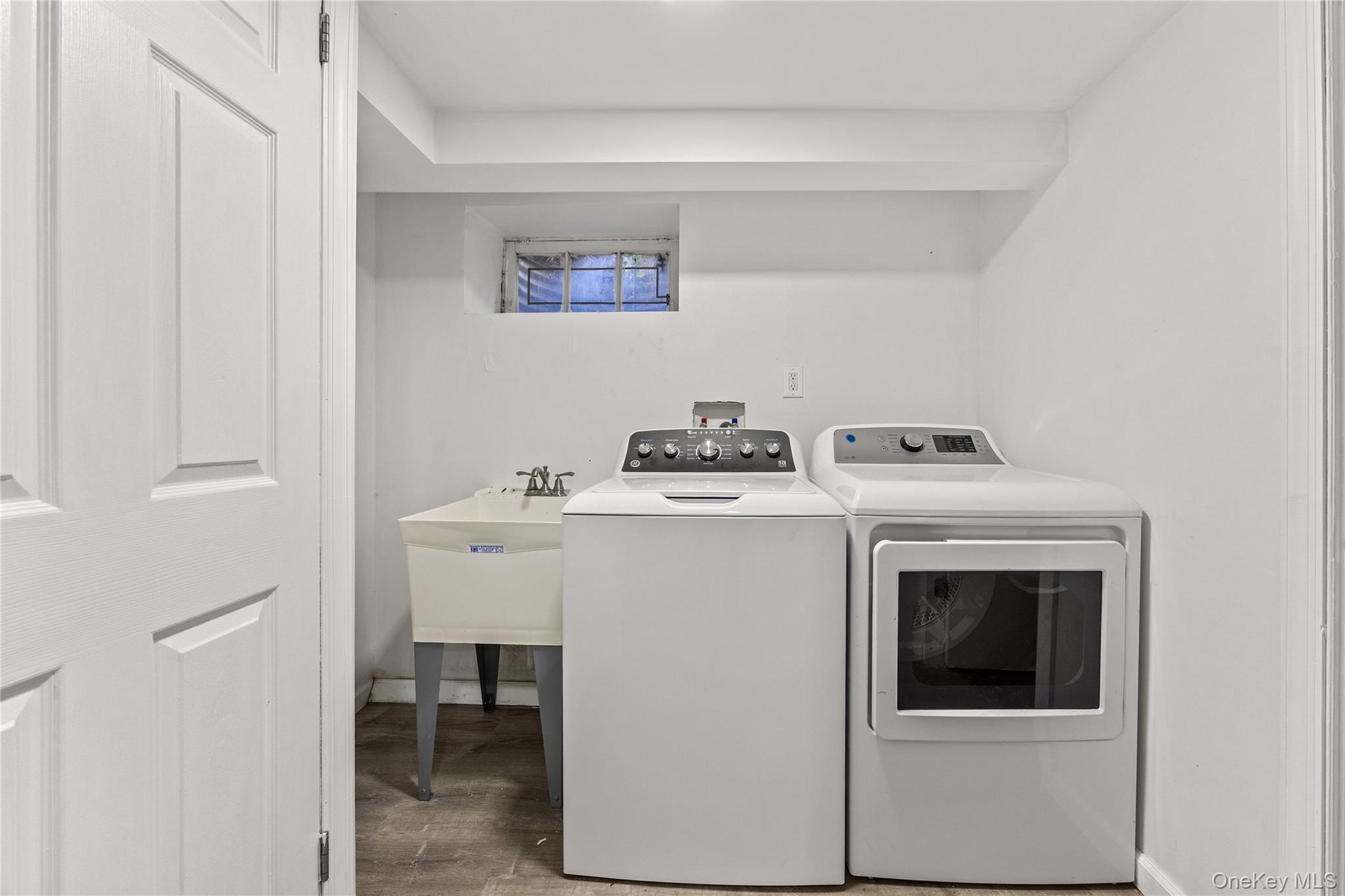 219-01 82nd Avenue – For Sale photo 31
