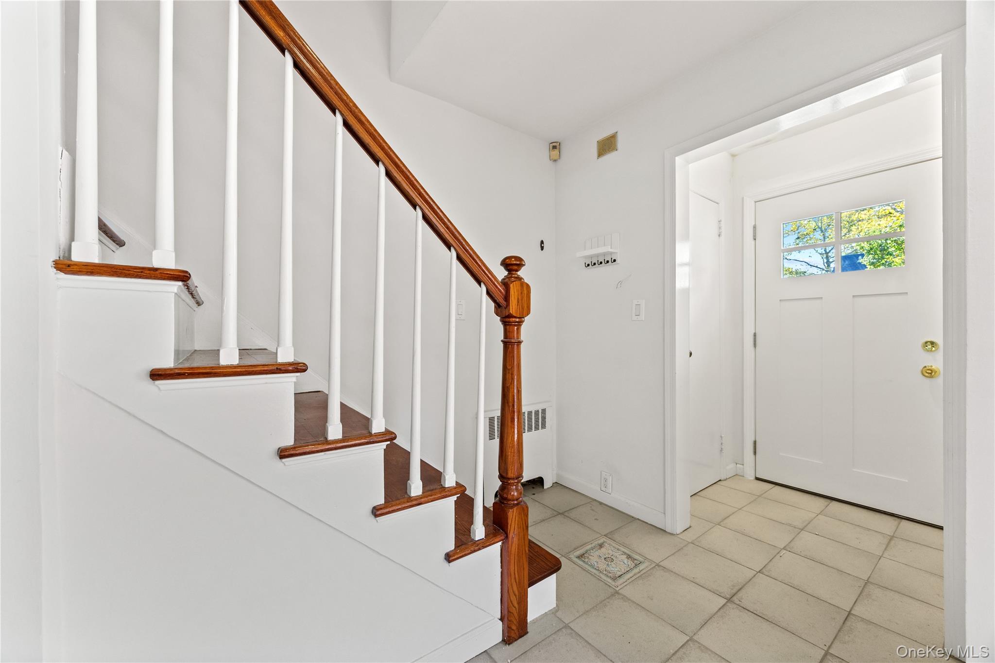 219-01 82nd Avenue – For Sale photo 2