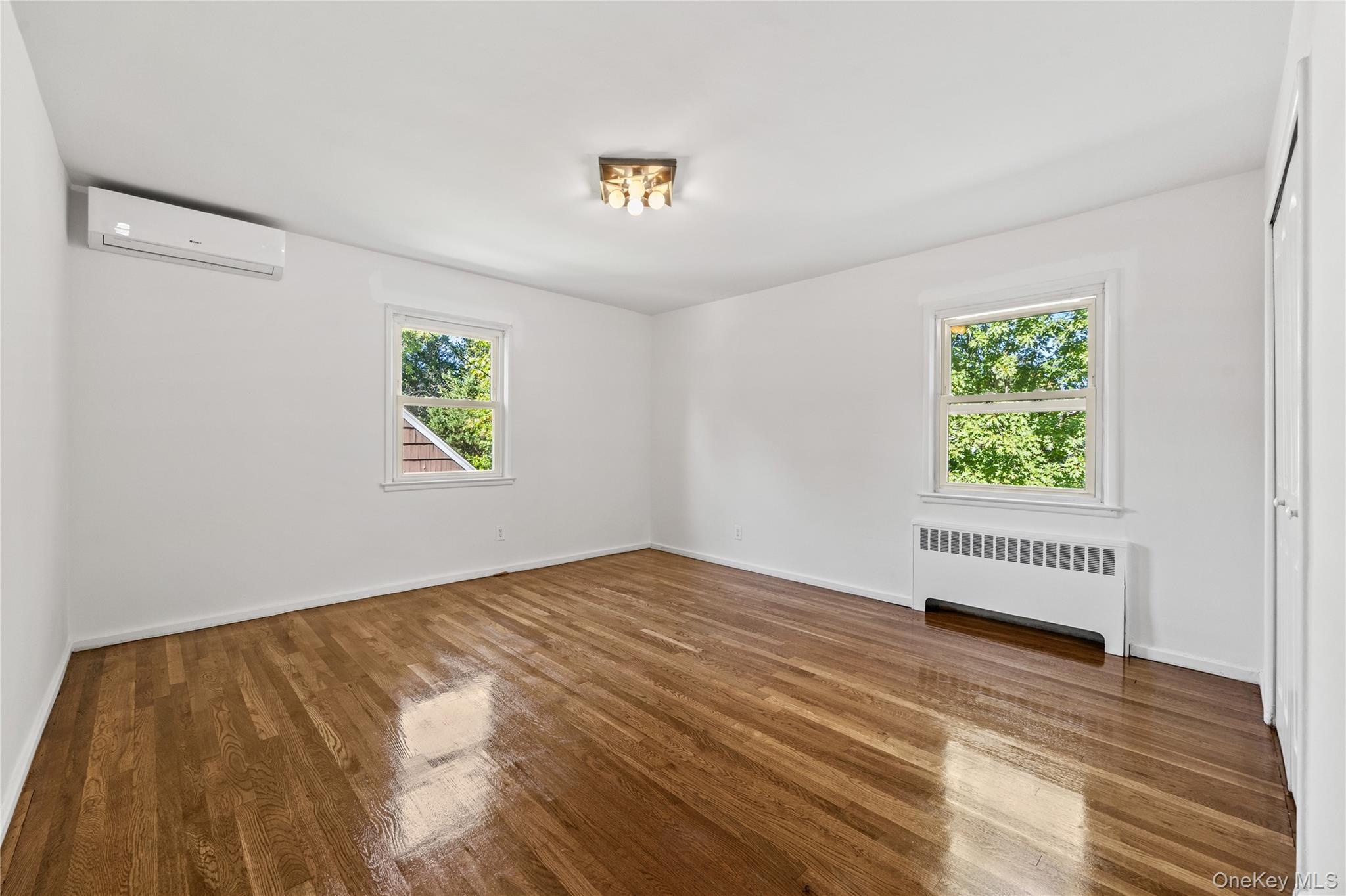 219-01 82nd Avenue – For Sale photo 22