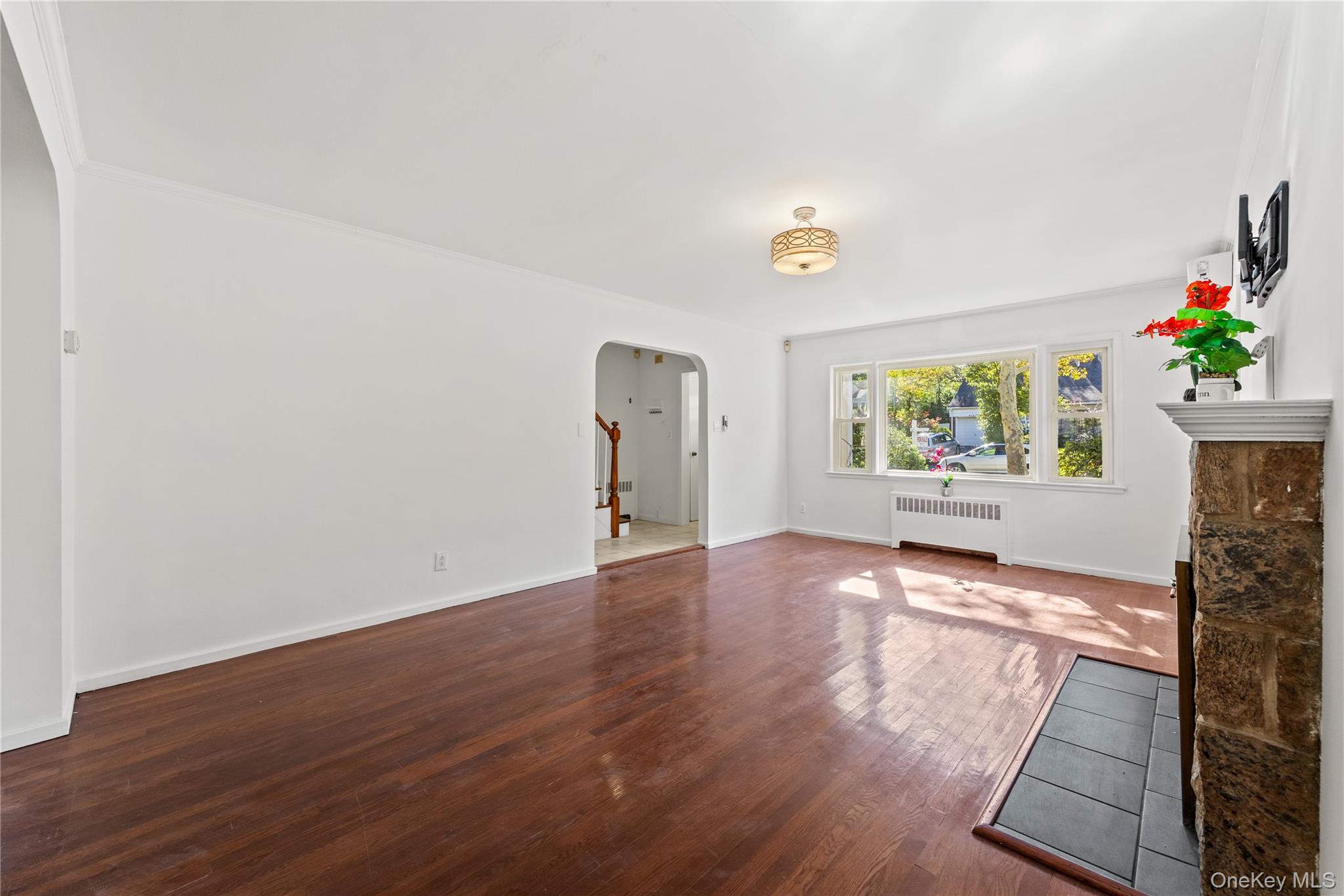 219-01 82nd Avenue – For Sale photo 5