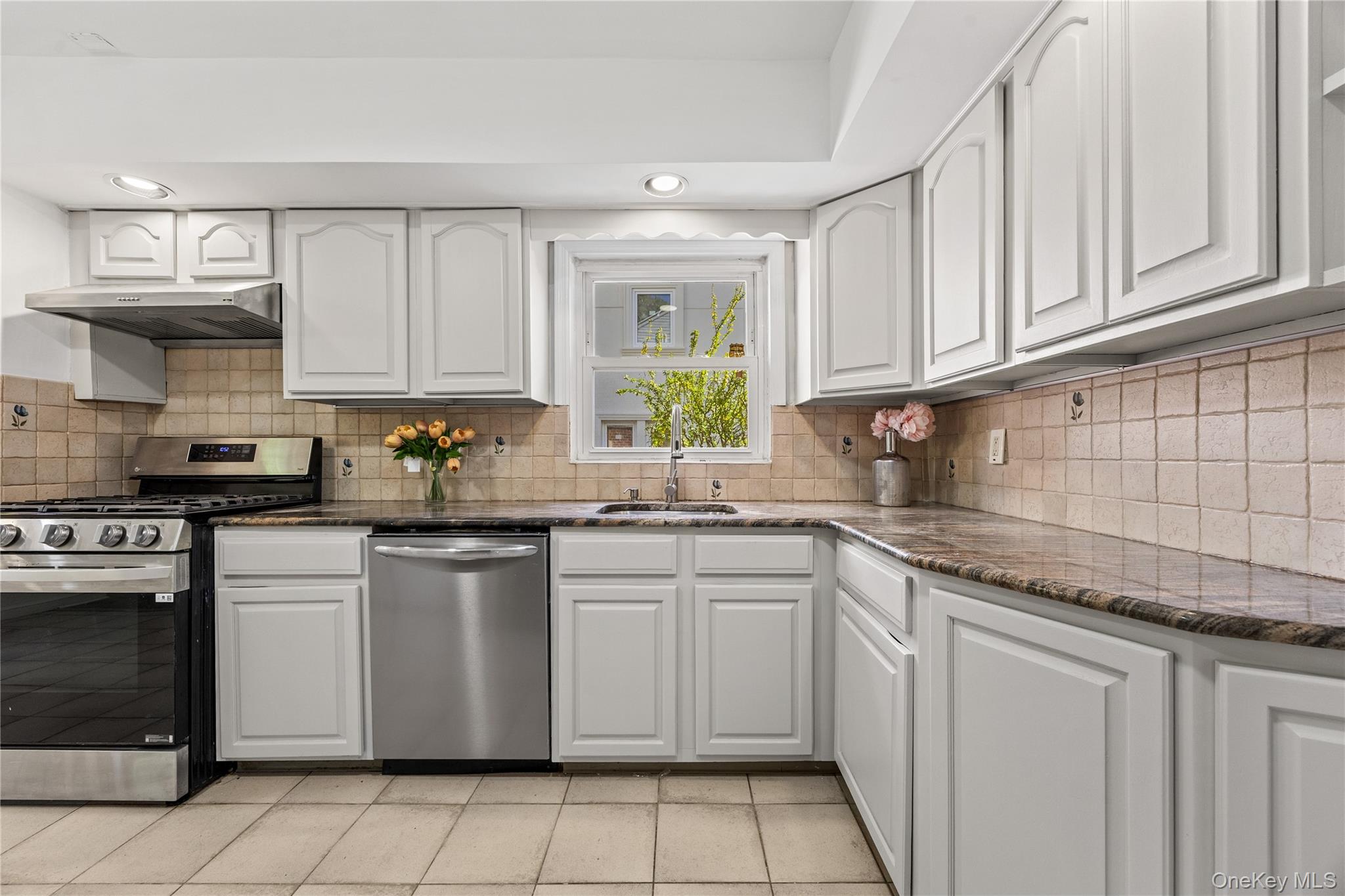 219-01 82nd Avenue – For Sale photo 10