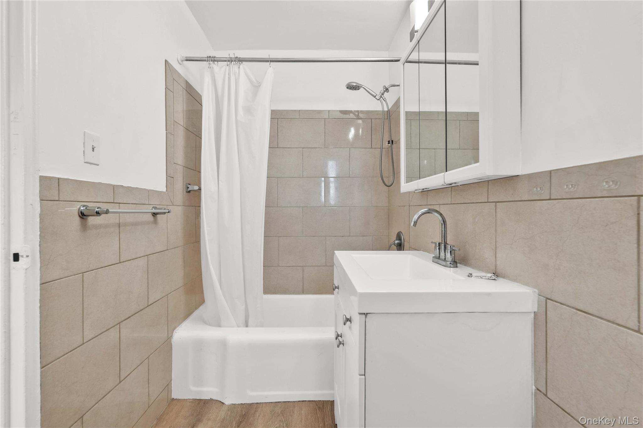 150-11 72 Road, Unit 6F photo 17