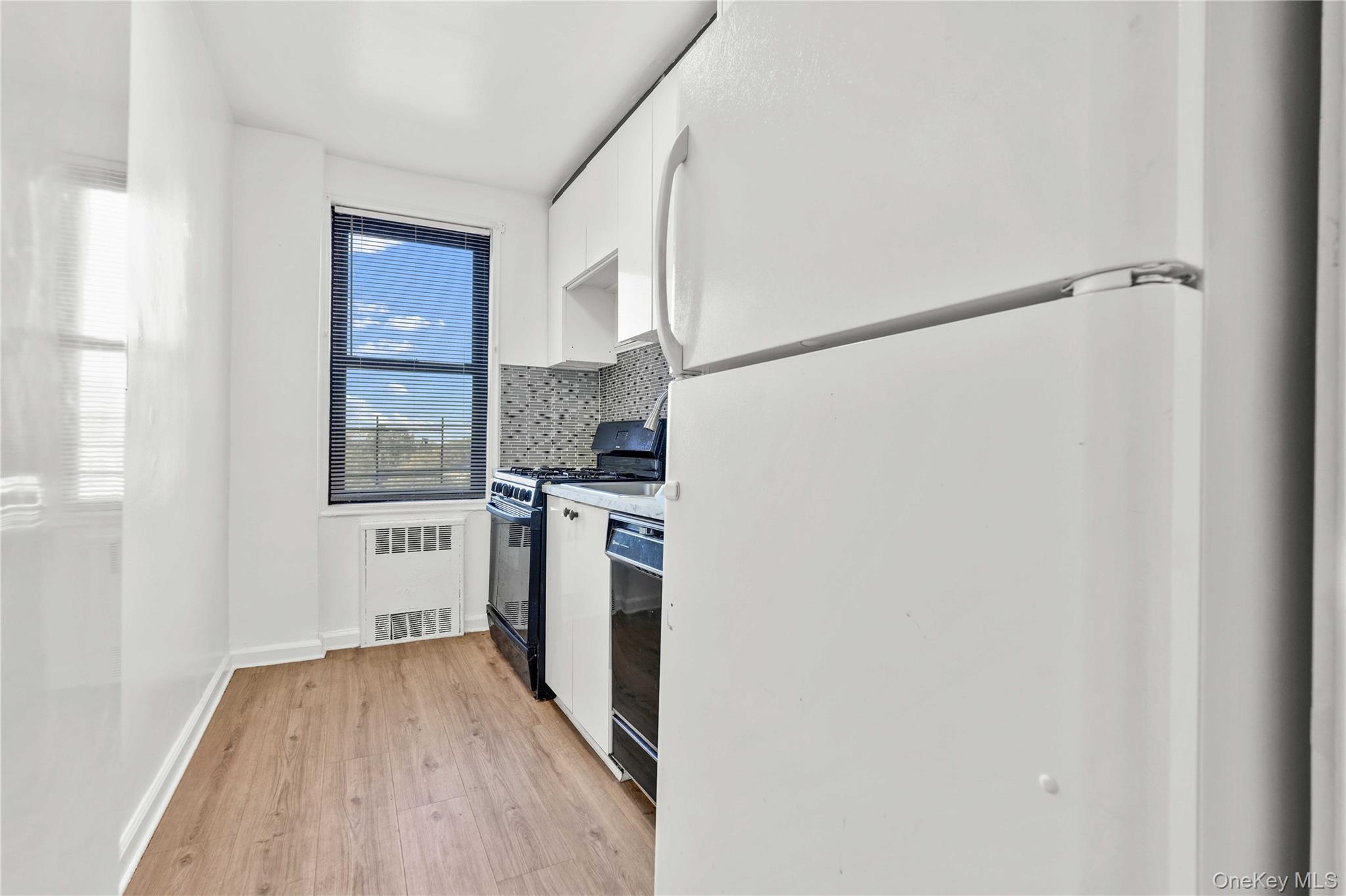 150-11 72 Road, Unit 6F photo 10
