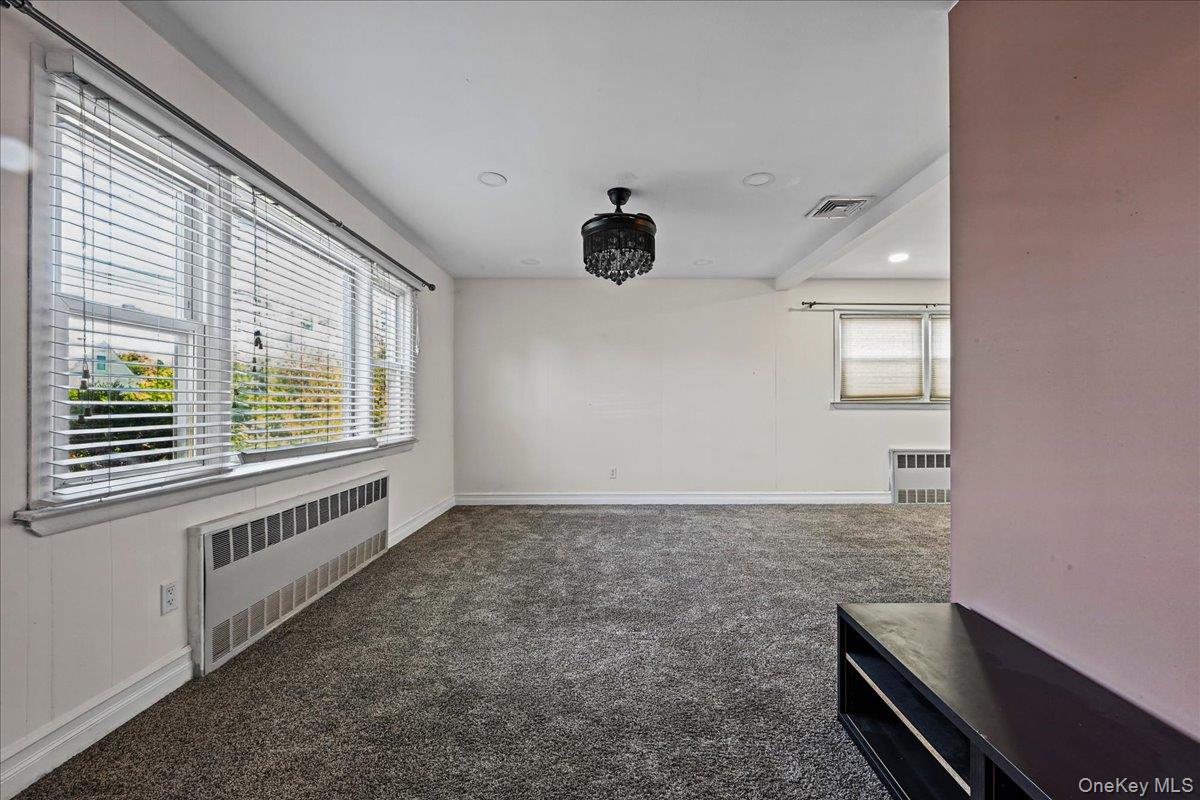 25 Poplar Street – For Sale photo 5