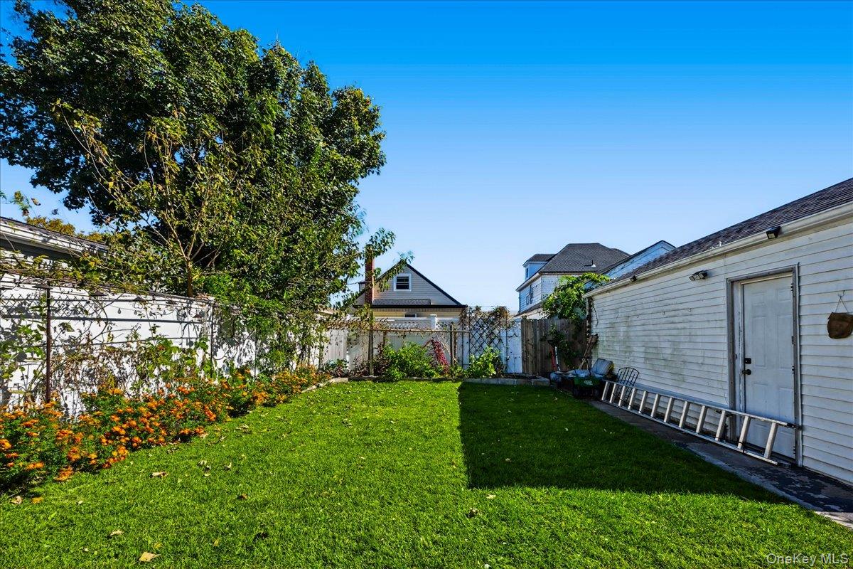 25 Poplar Street – For Sale photo 23
