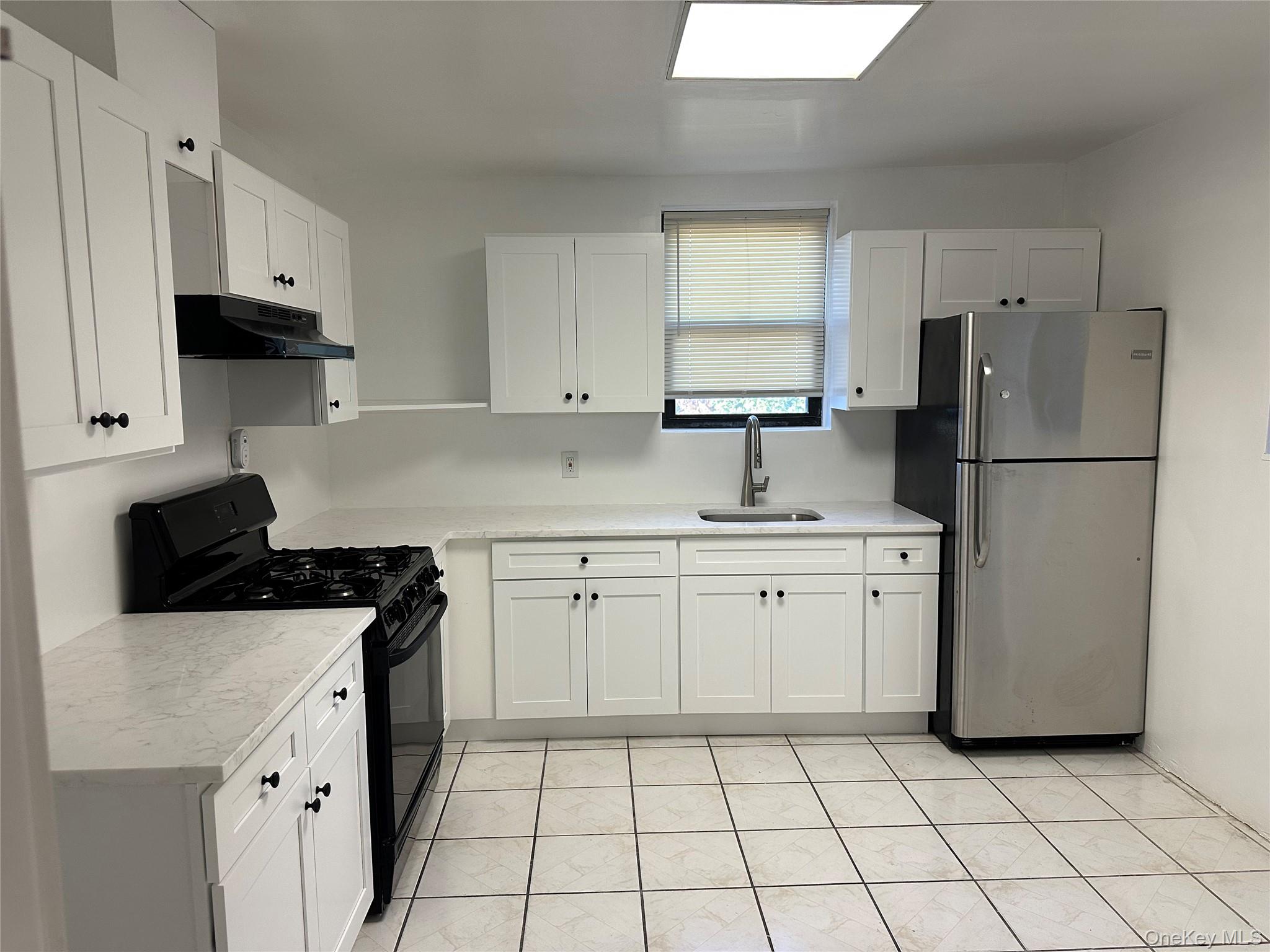 107 Lincoln Avenue – For Sale photo 2