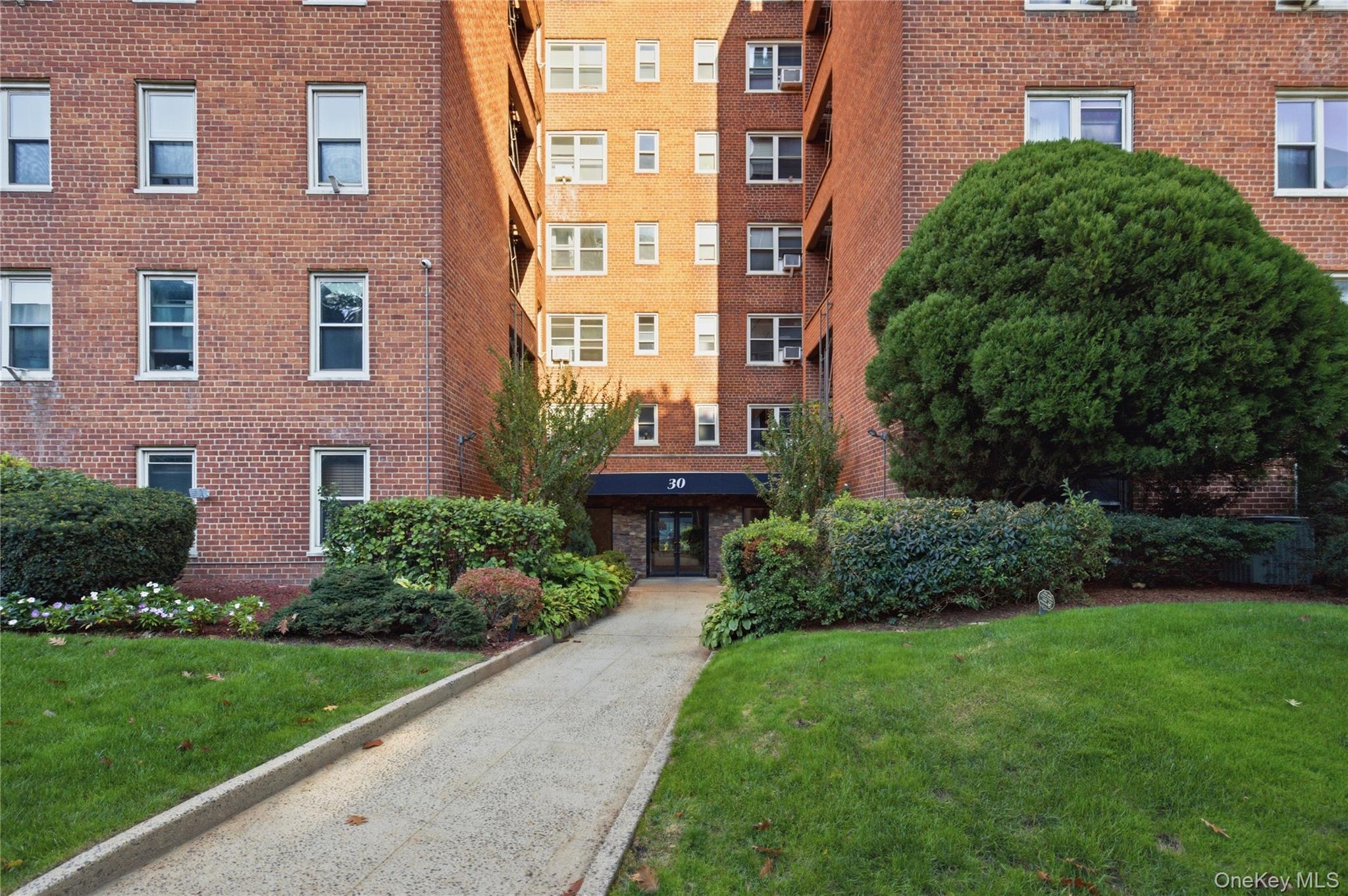 30 N Broadway, Unit 2E photo 14