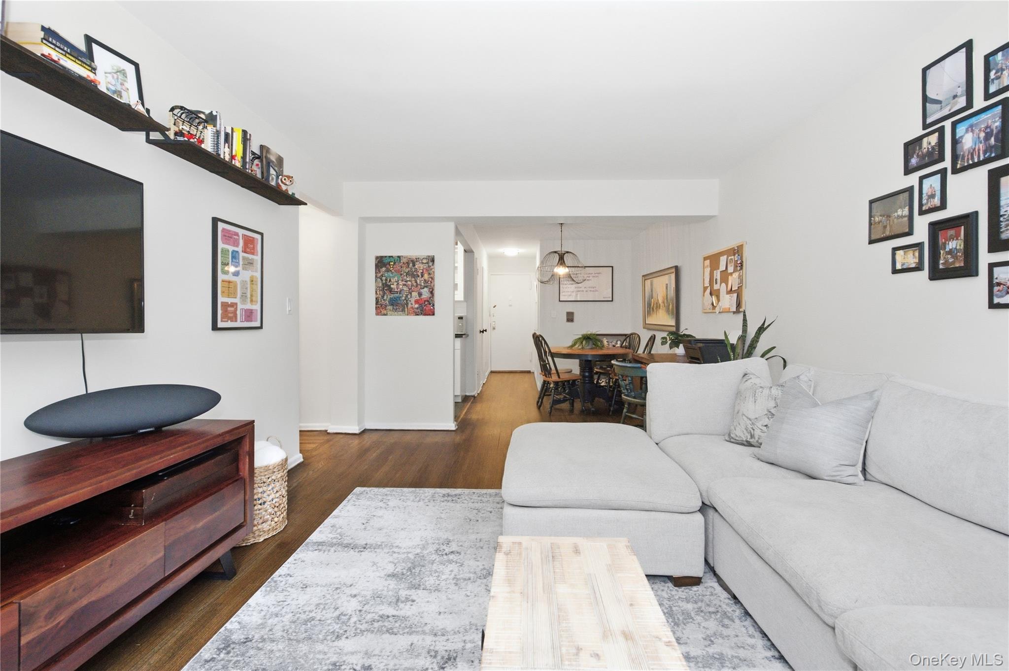 30 N Broadway, Unit 2E photo 5