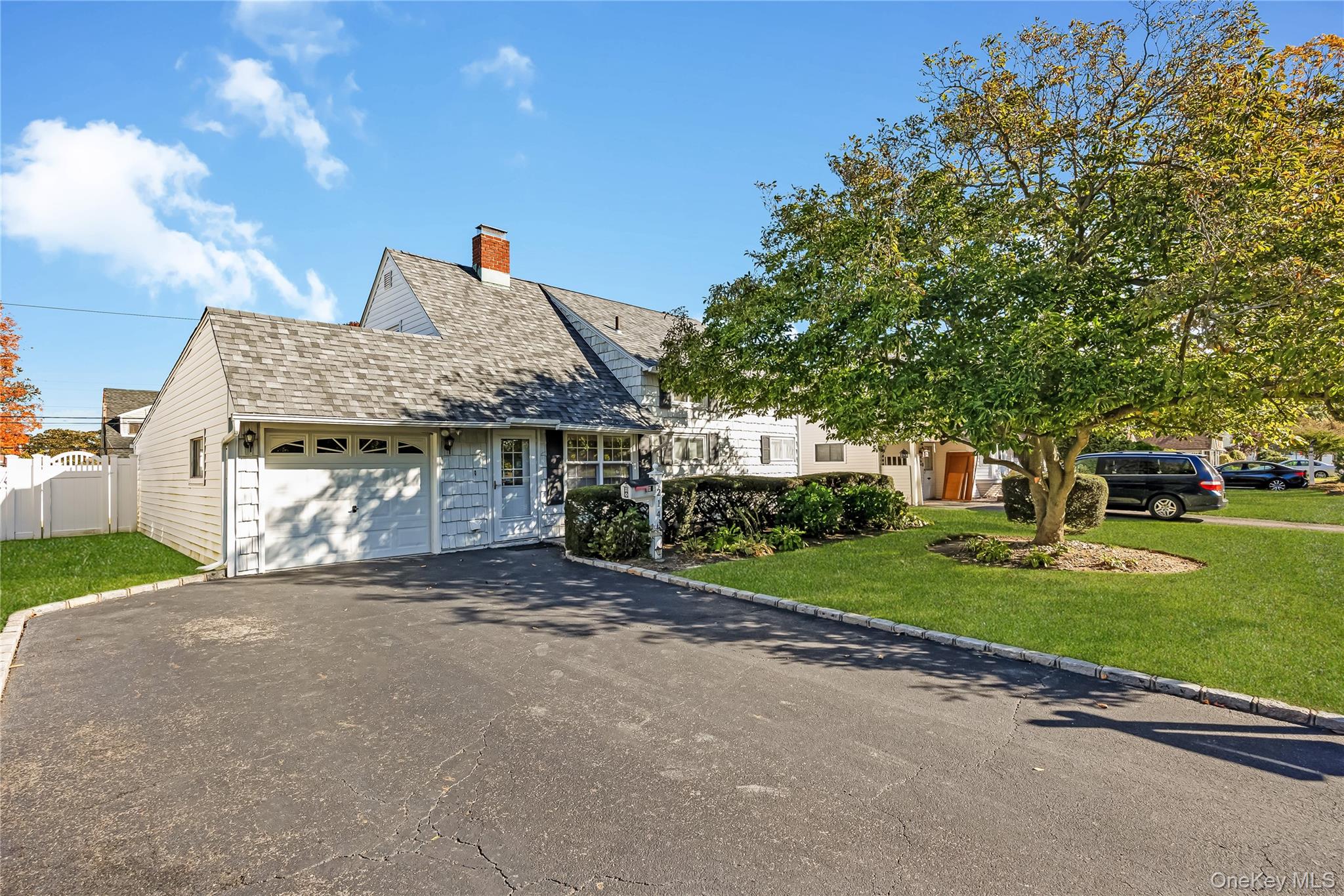 2149 Salisbury Park Drive – For Sale photo 2