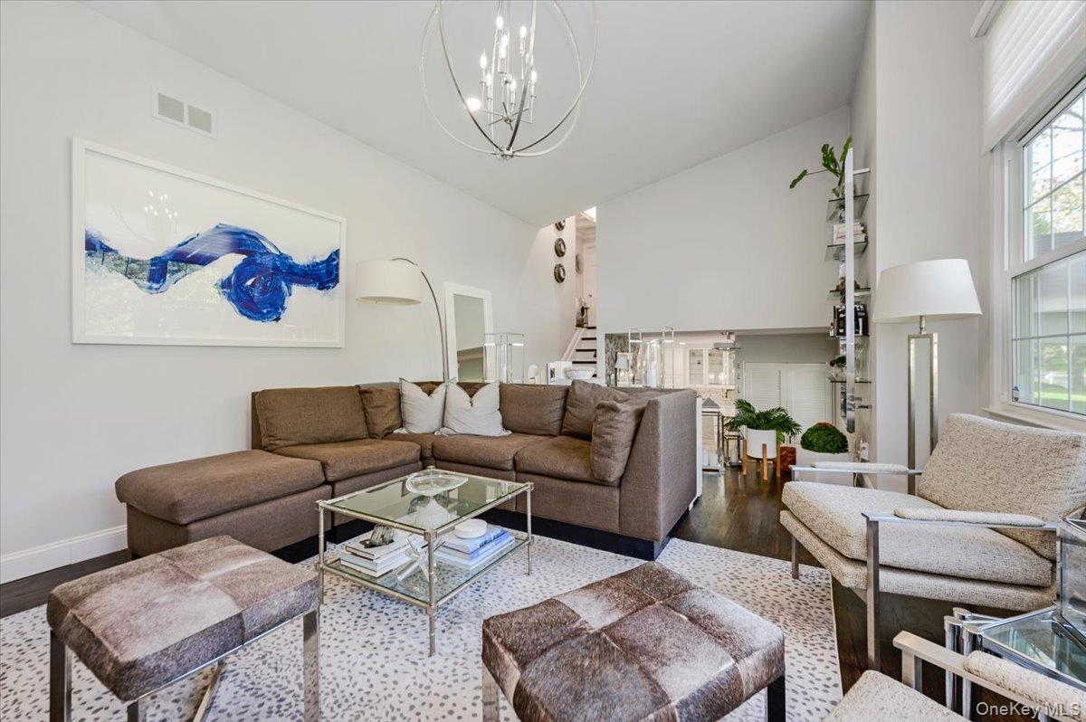 7 Polly Drive – For Sale photo 10