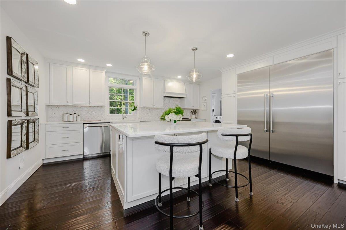 7 Polly Drive – For Sale photo 2