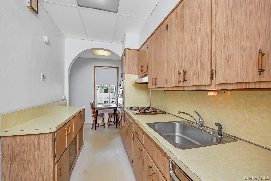 64-57 83rd Place – For Sale photo 9