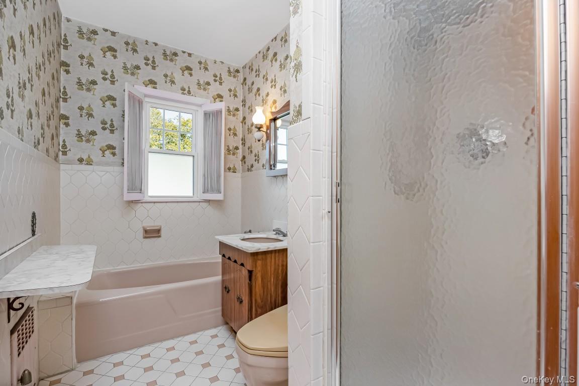 64-57 83rd Place – For Sale photo 12