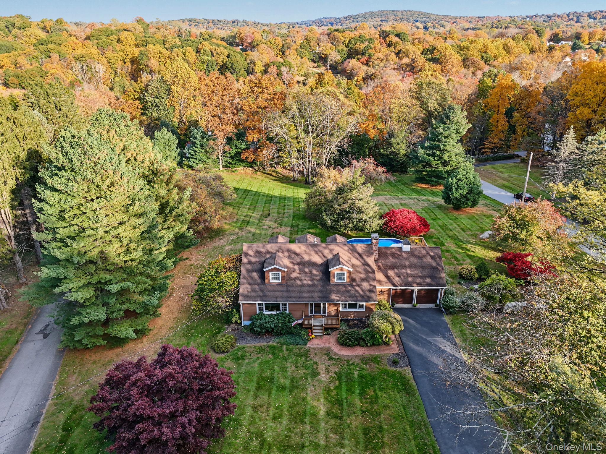122 Agor Lane – For Sale photo 36