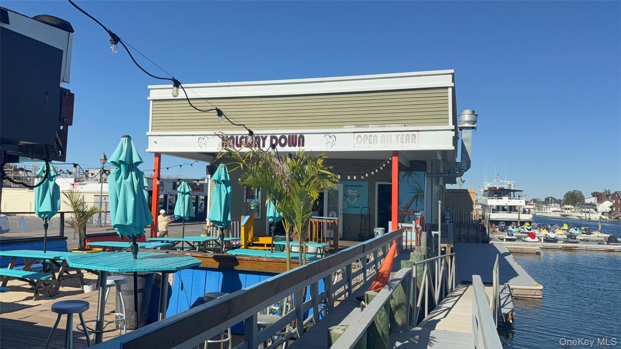 153 Woodcleft Avenue – For Rent
