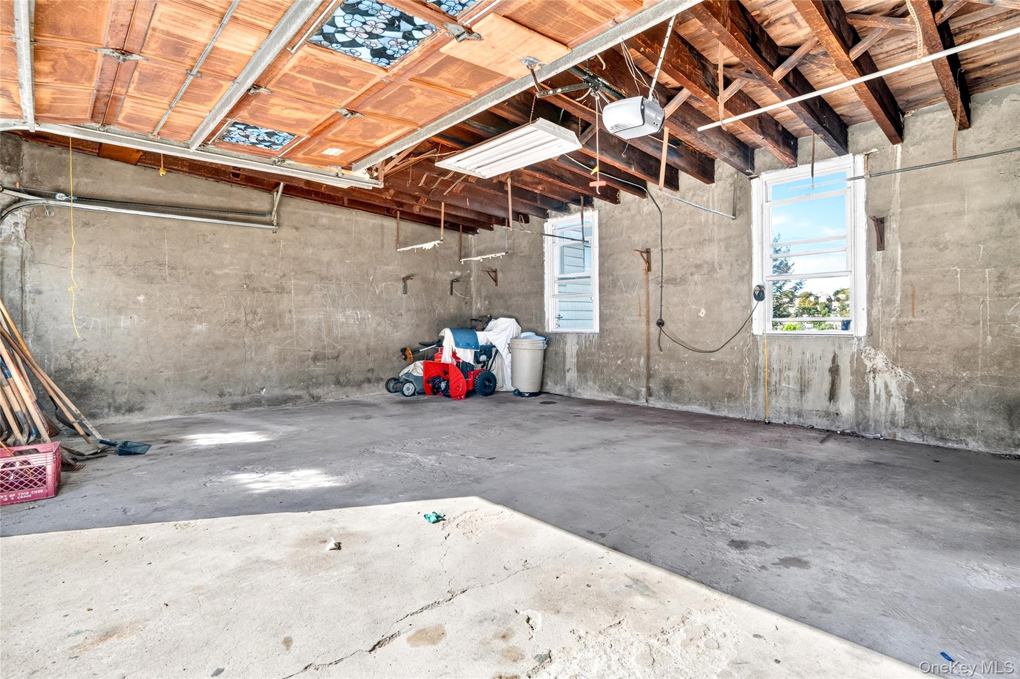48 Roosevelt Street – For Sale photo 50