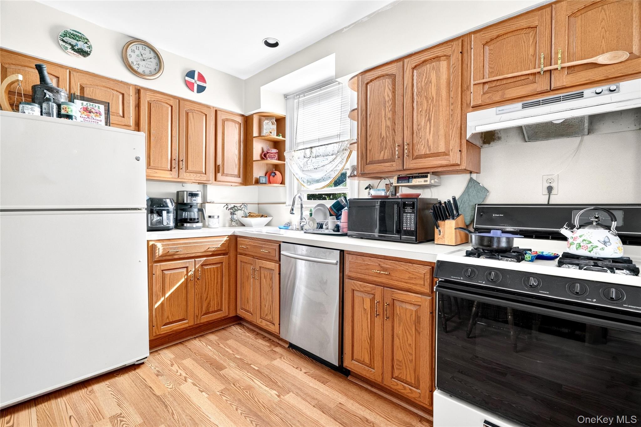 48 Roosevelt Street – For Sale photo 36