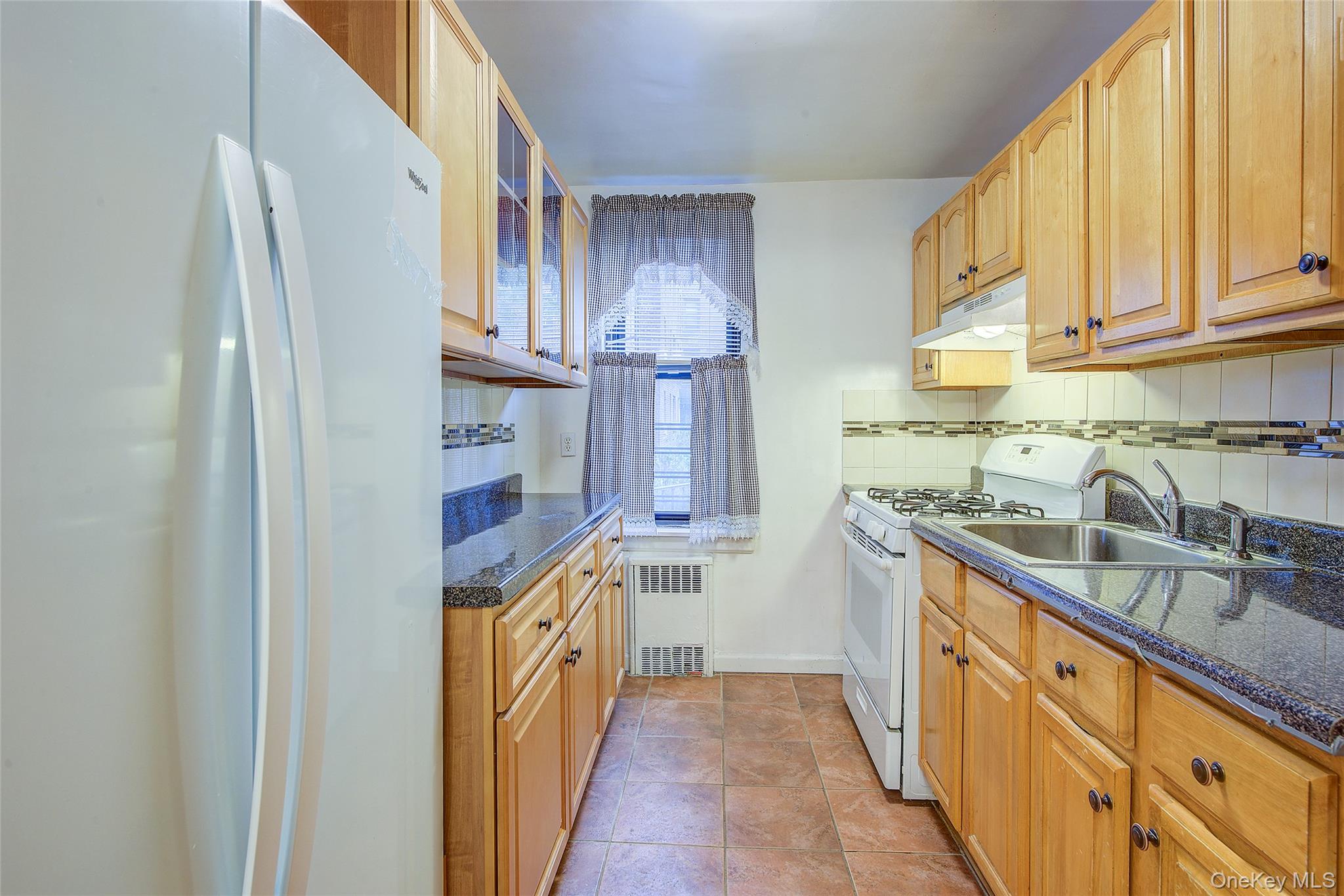 112-30 Northern Boulevard, Unit 1F photo 10