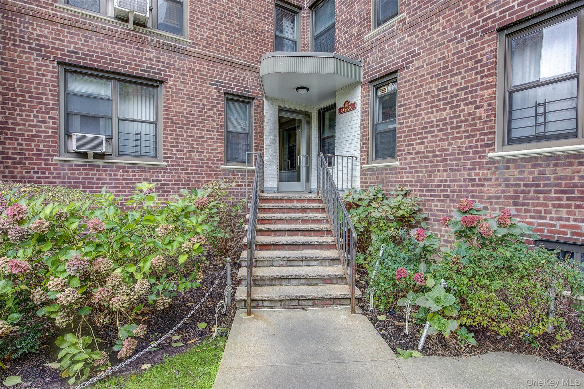 112-30 Northern Boulevard, Unit 1F