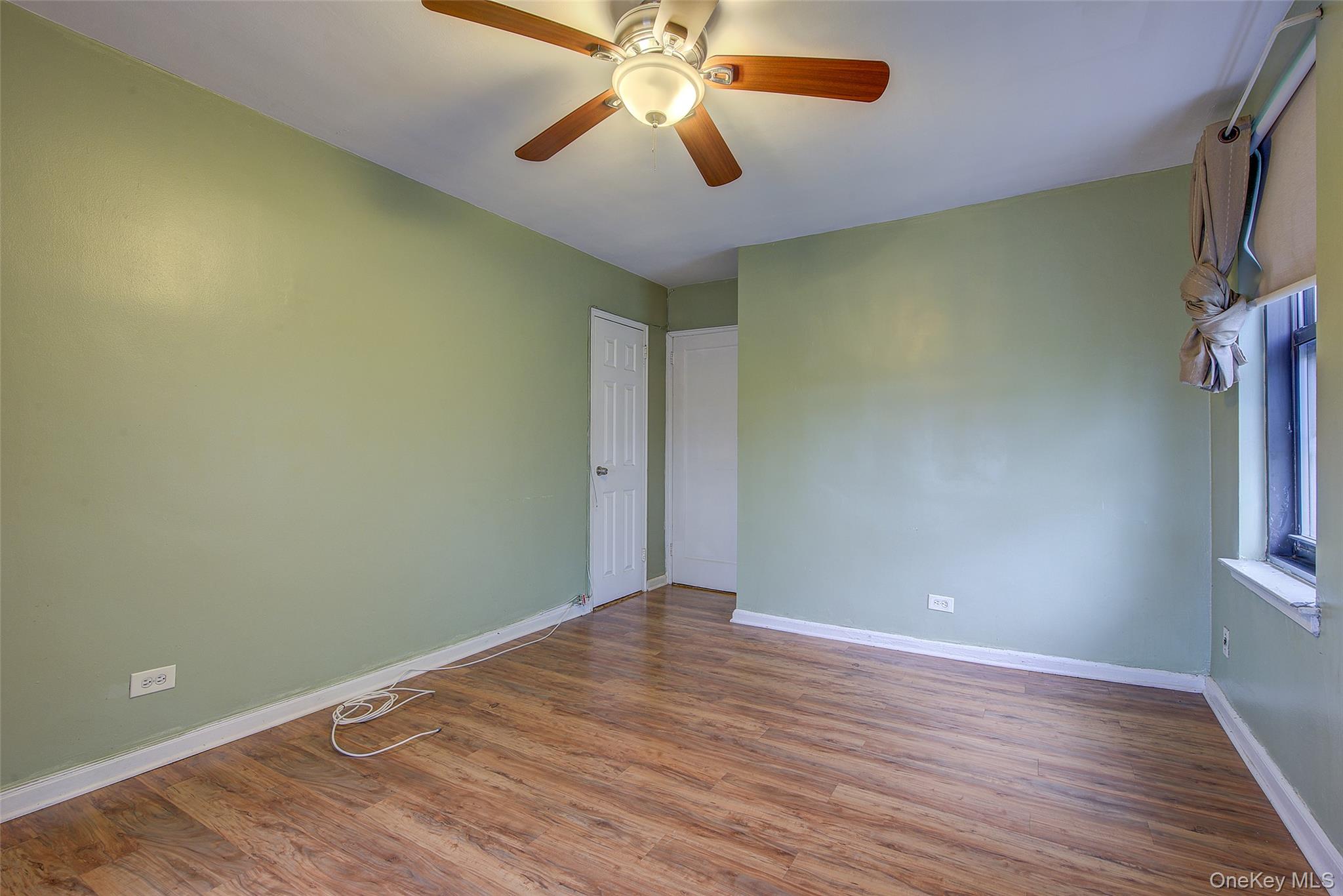 112-30 Northern Boulevard, Unit 1F photo 28