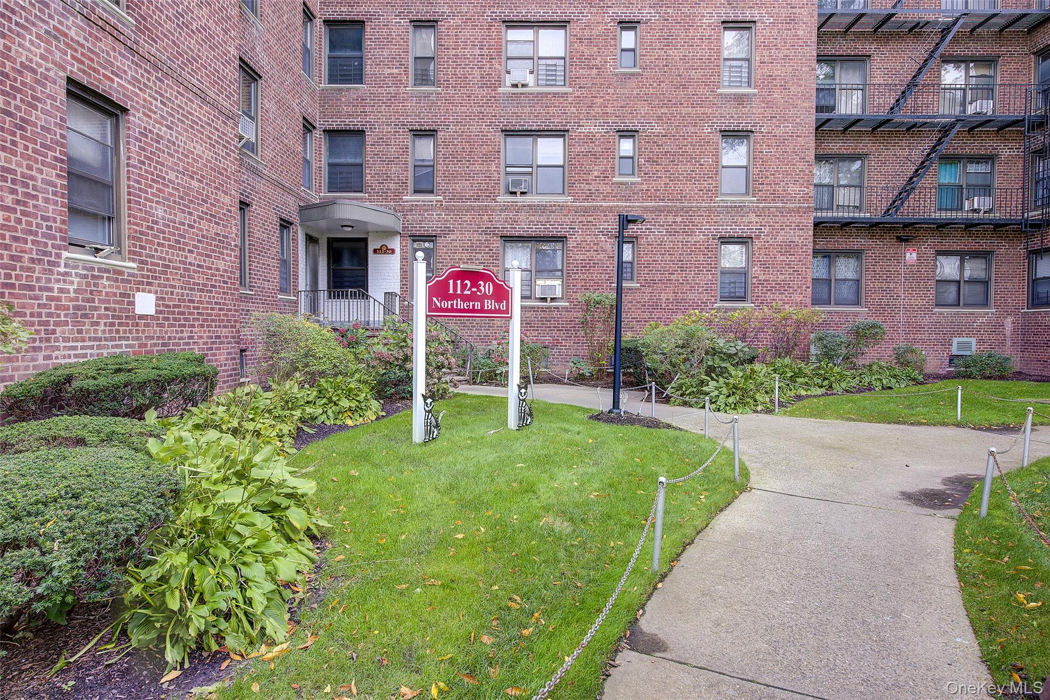 112-30 Northern Boulevard, Unit 1F photo 39