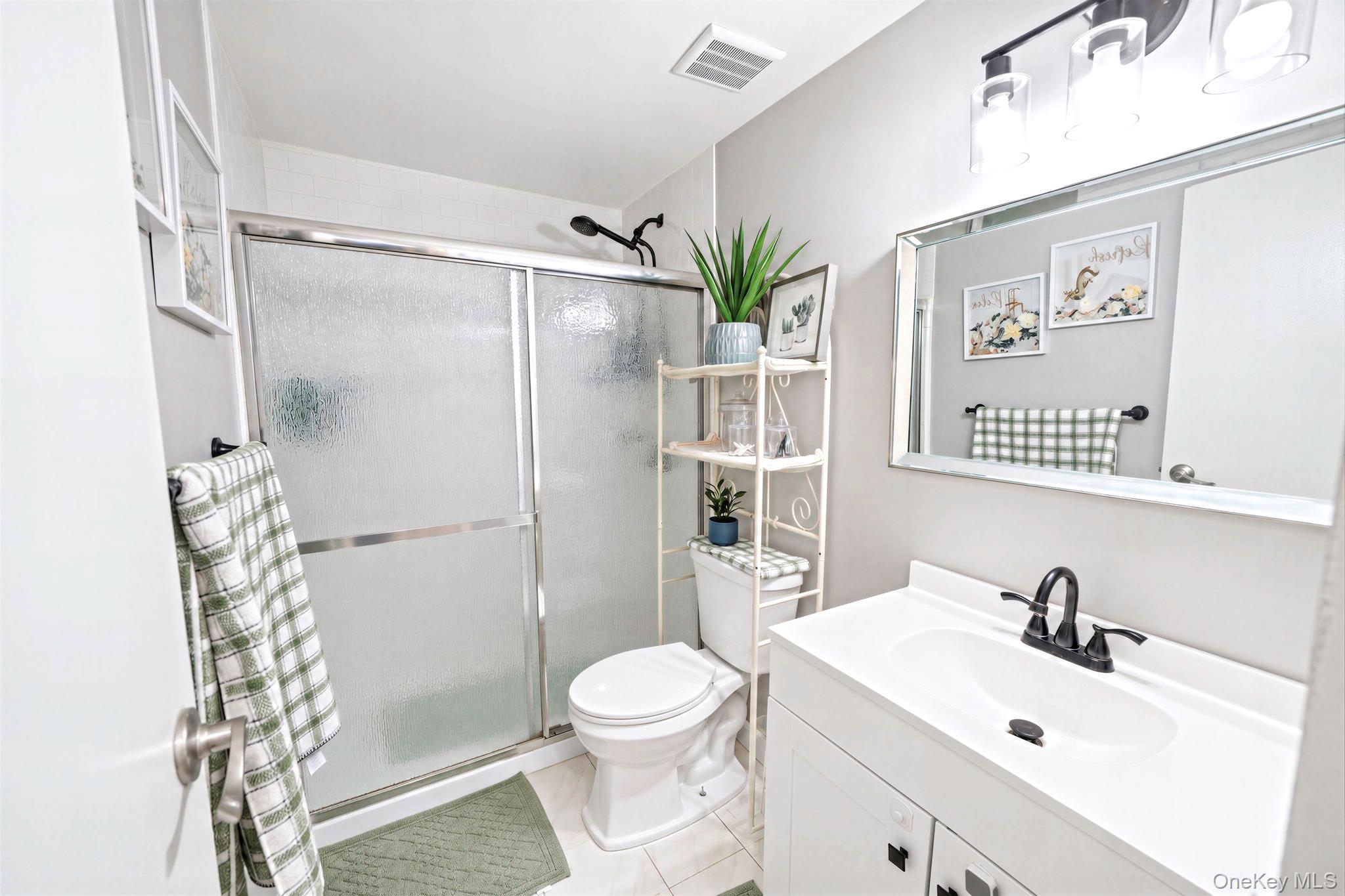 100 Birchwood Road, Unit 100 photo 21