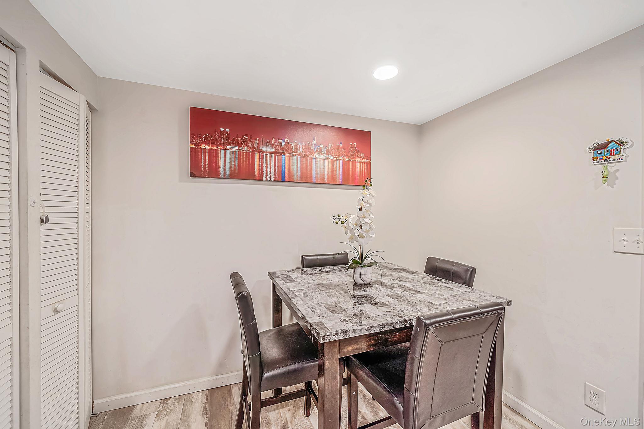 100 Birchwood Road, Unit 100 photo 15