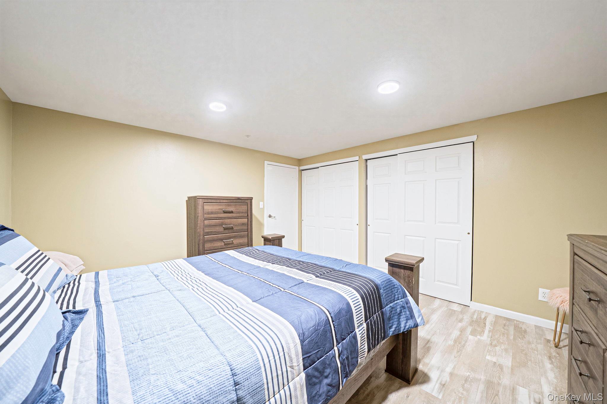 100 Birchwood Road, Unit 100 photo 20