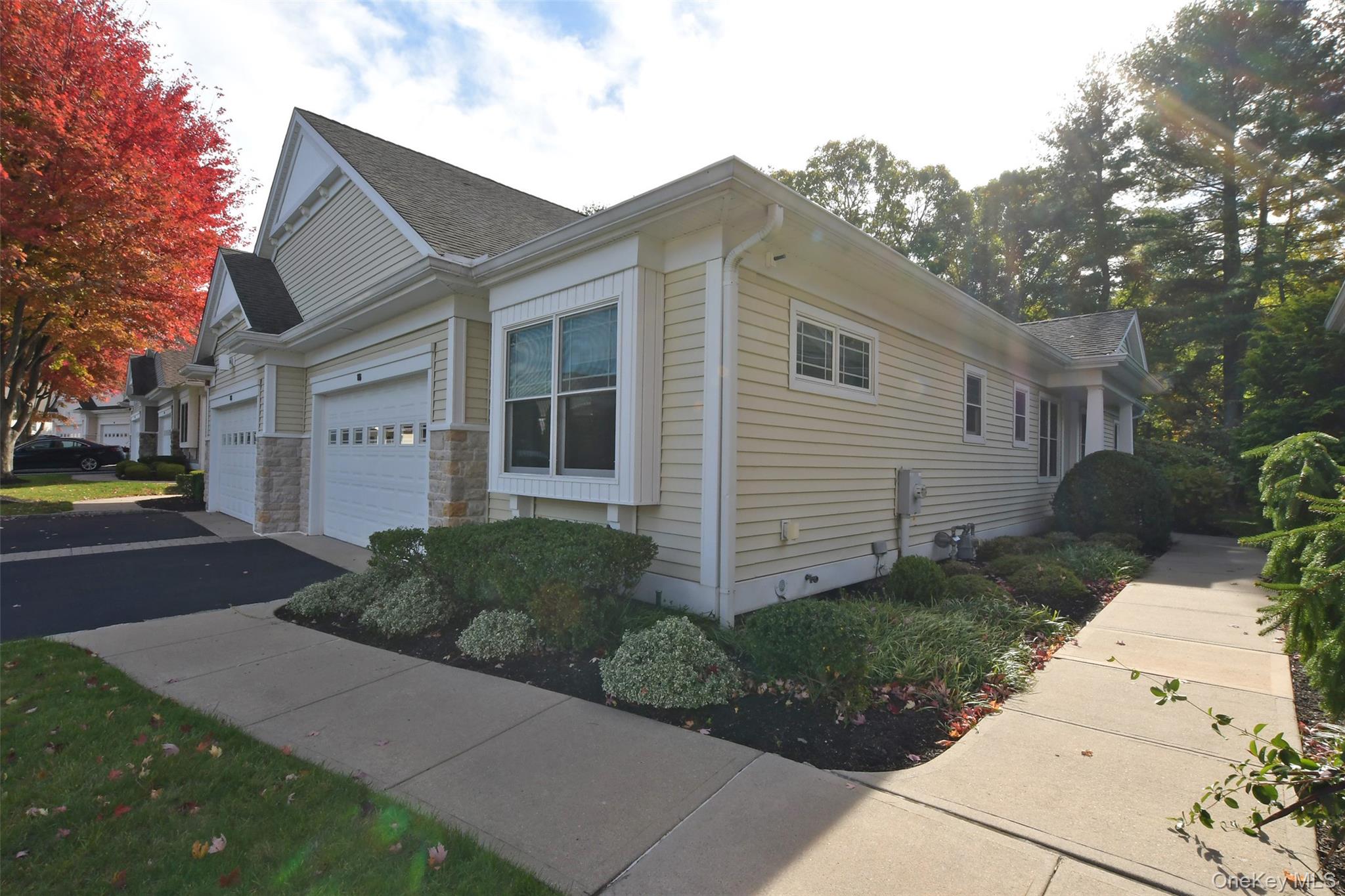 16 Oak Run – For Sale photo 5