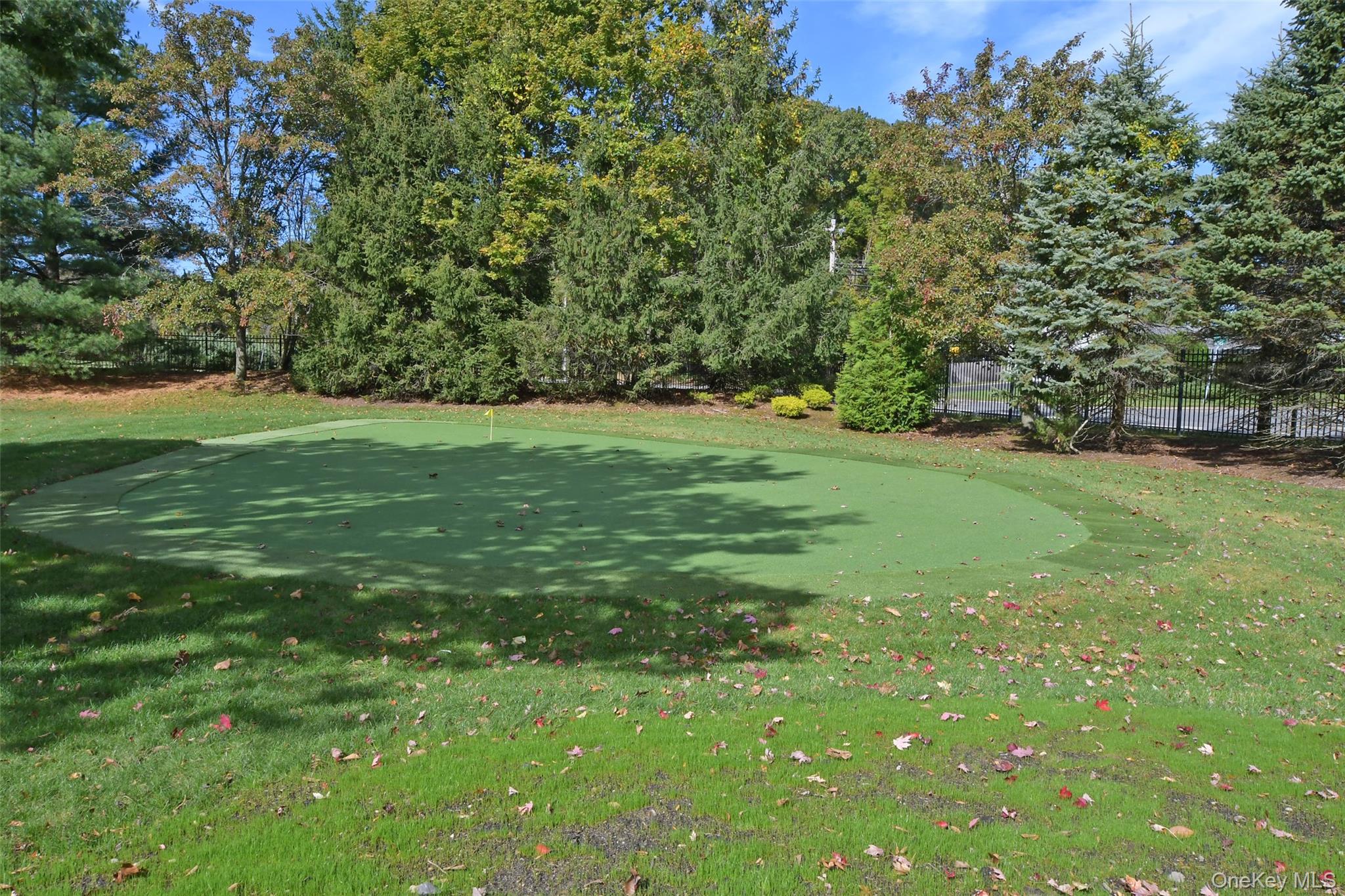 16 Oak Run – For Sale photo 25