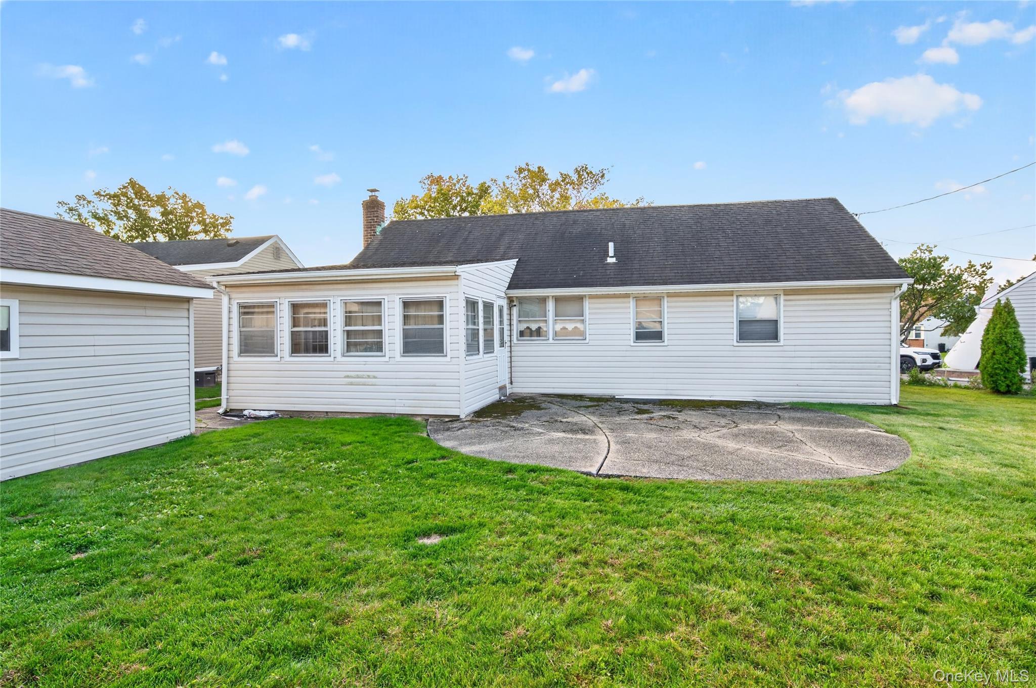 716 Truman Avenue – For Sale photo 4