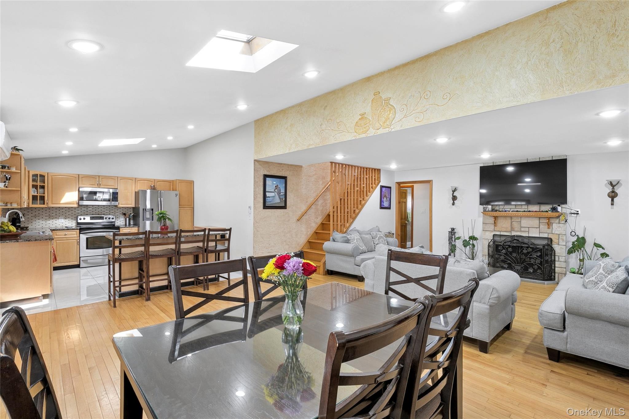 93 Hearth Lane – For Sale photo 12