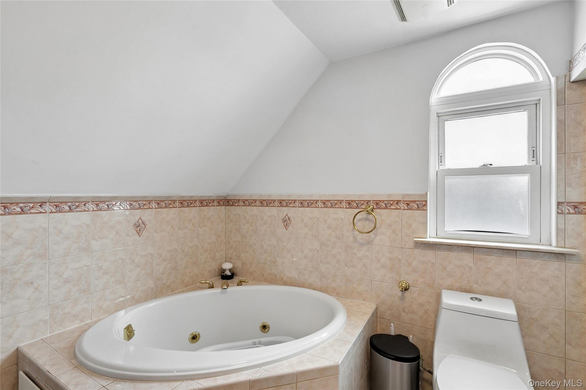 93 Hearth Lane – For Sale photo 22