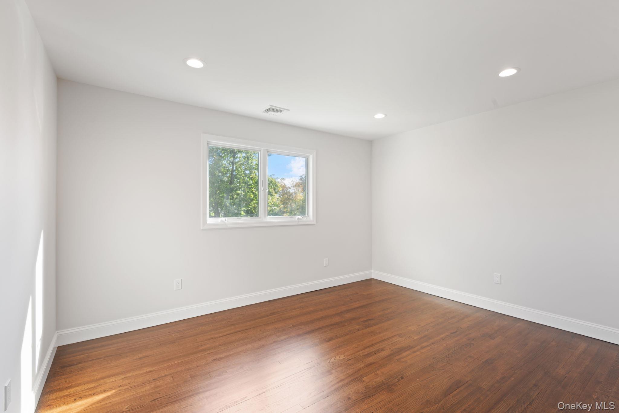 124 Ithaca Street – For Sale photo 14