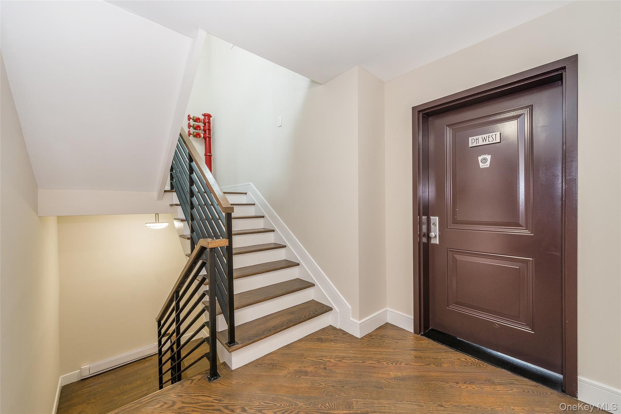 848 E Broadway, Unit 3W photo 10