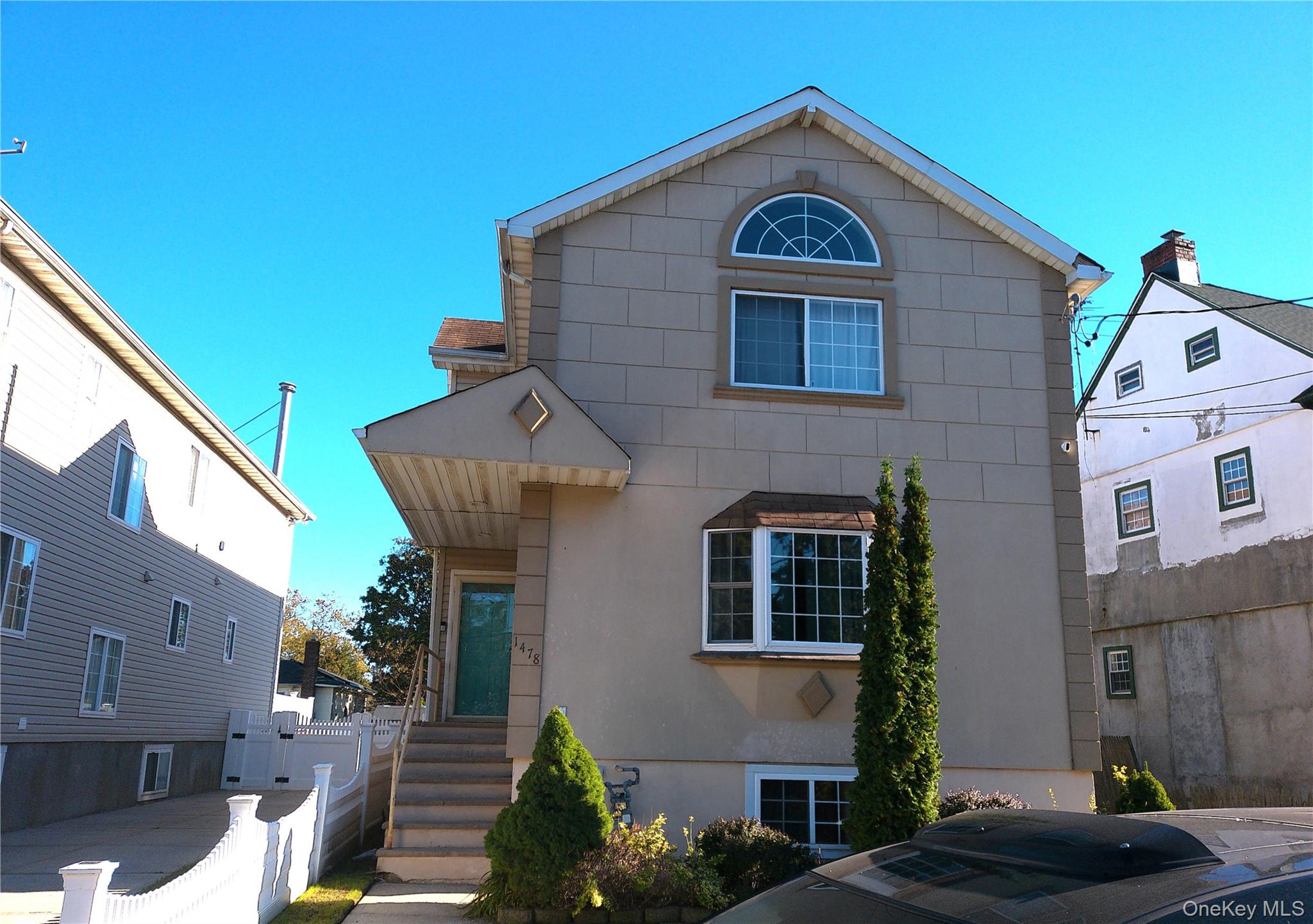 1478 Dunbar Street – For Sale photo 2